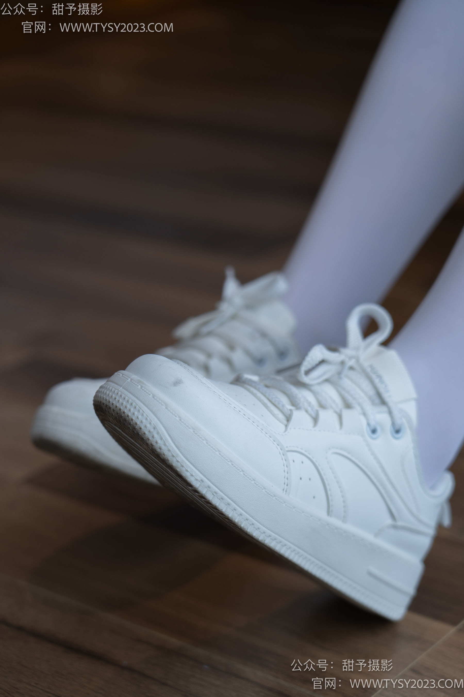 甜予摄影 No.089 璇璇 -板鞋、厚白丝/(136P)