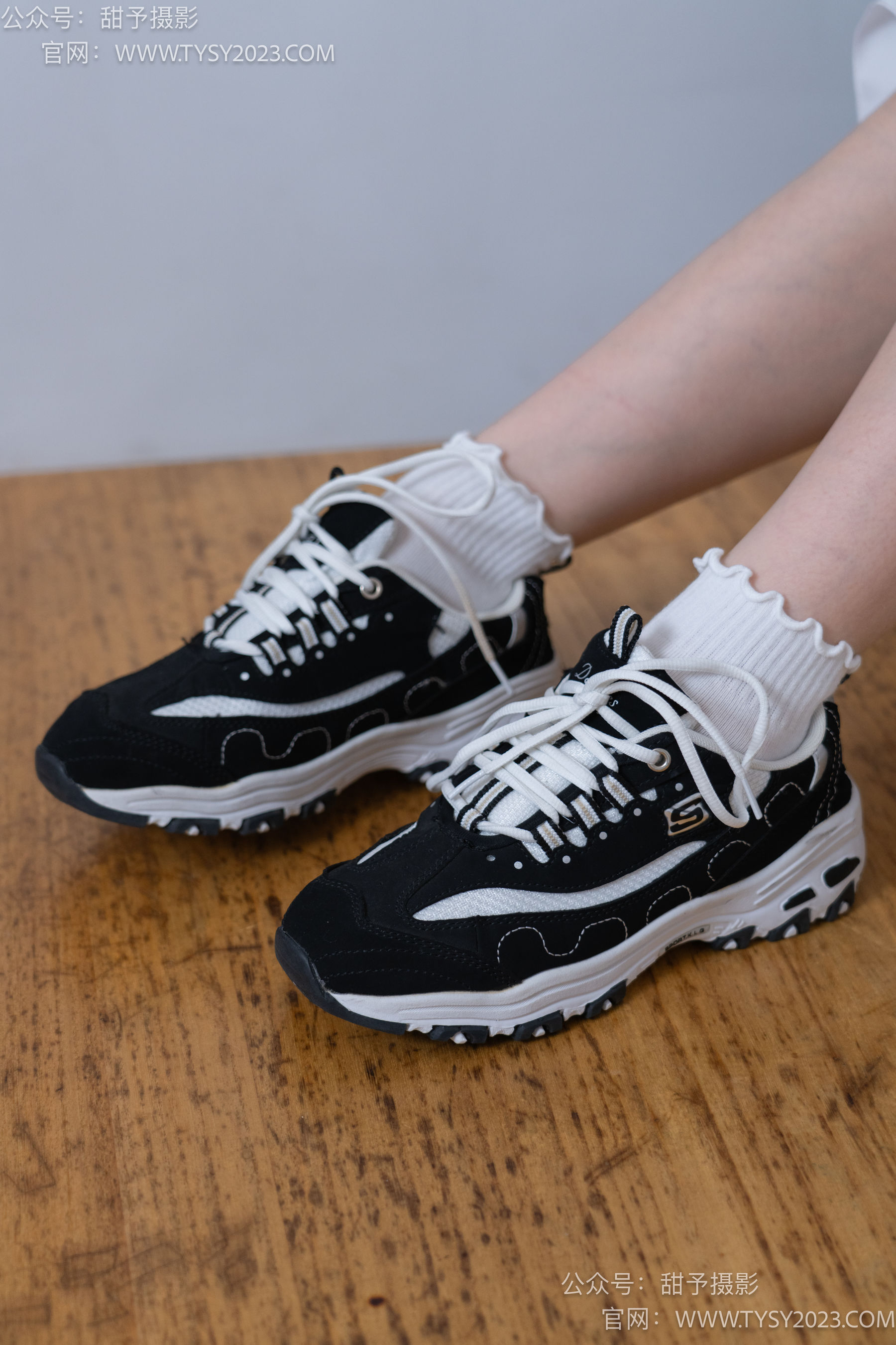 甜予摄影 No.083 璇璇 -运动鞋、白棉袜、裸足/(133P)