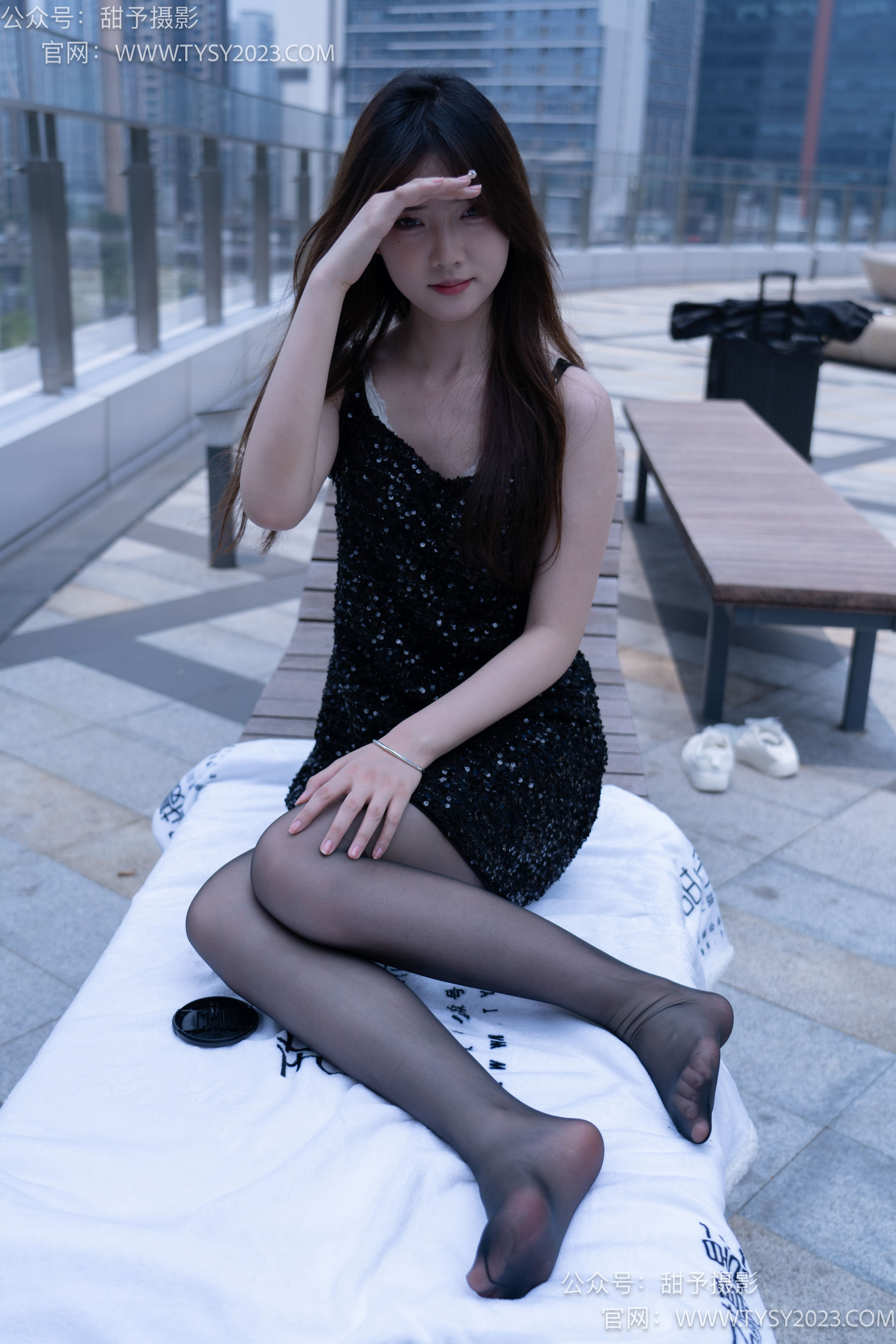 甜予摄影 No.086 璇璇 -高跟鞋、油亮黑丝/(153P)