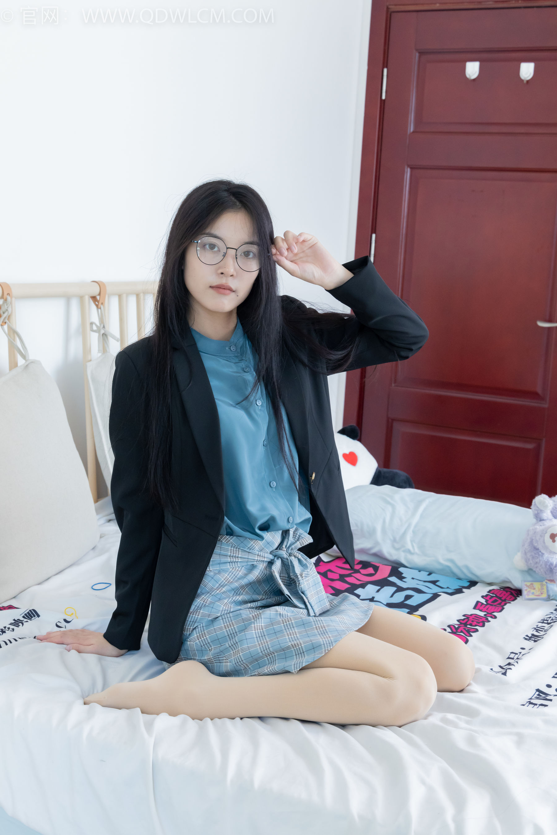 物恋传媒 No.2172 茯苓 -未尽的故事/(150P)