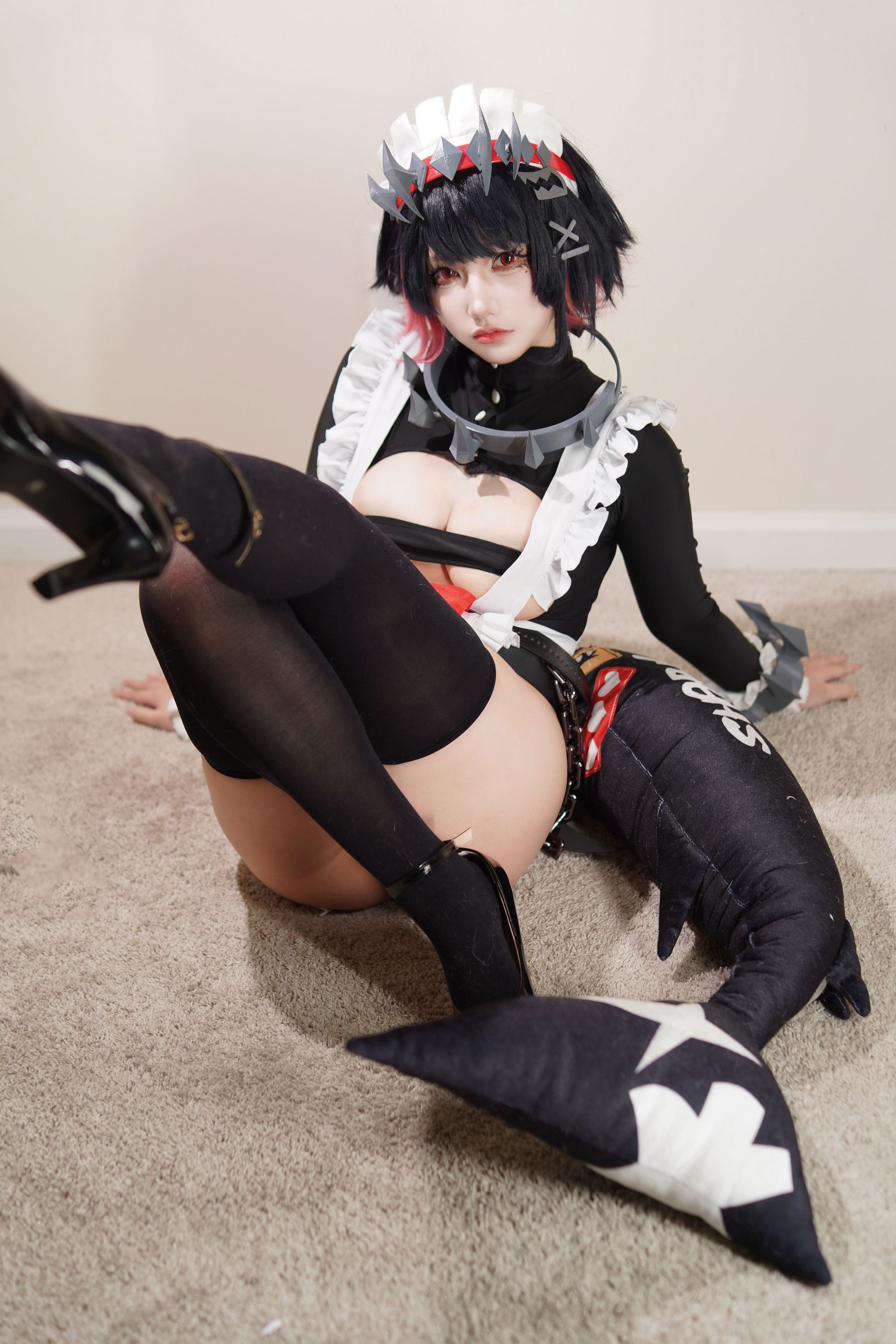 狐洛洛子 - 鲨鱼妹 女仆/(40P)