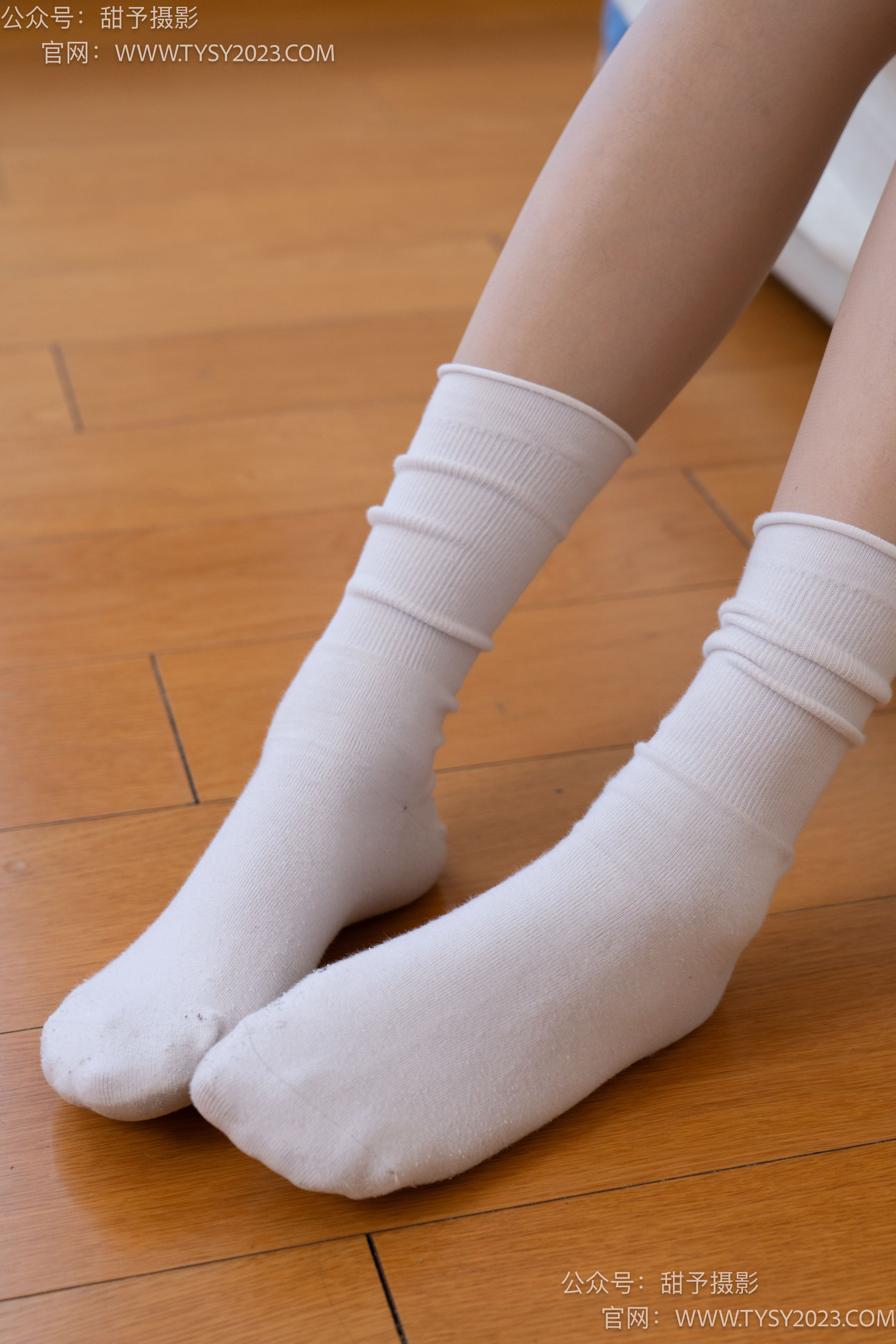 甜予摄影 No.096 澜澜 -板鞋、白棉袜、肉丝（脚尖加固款）/(130P)