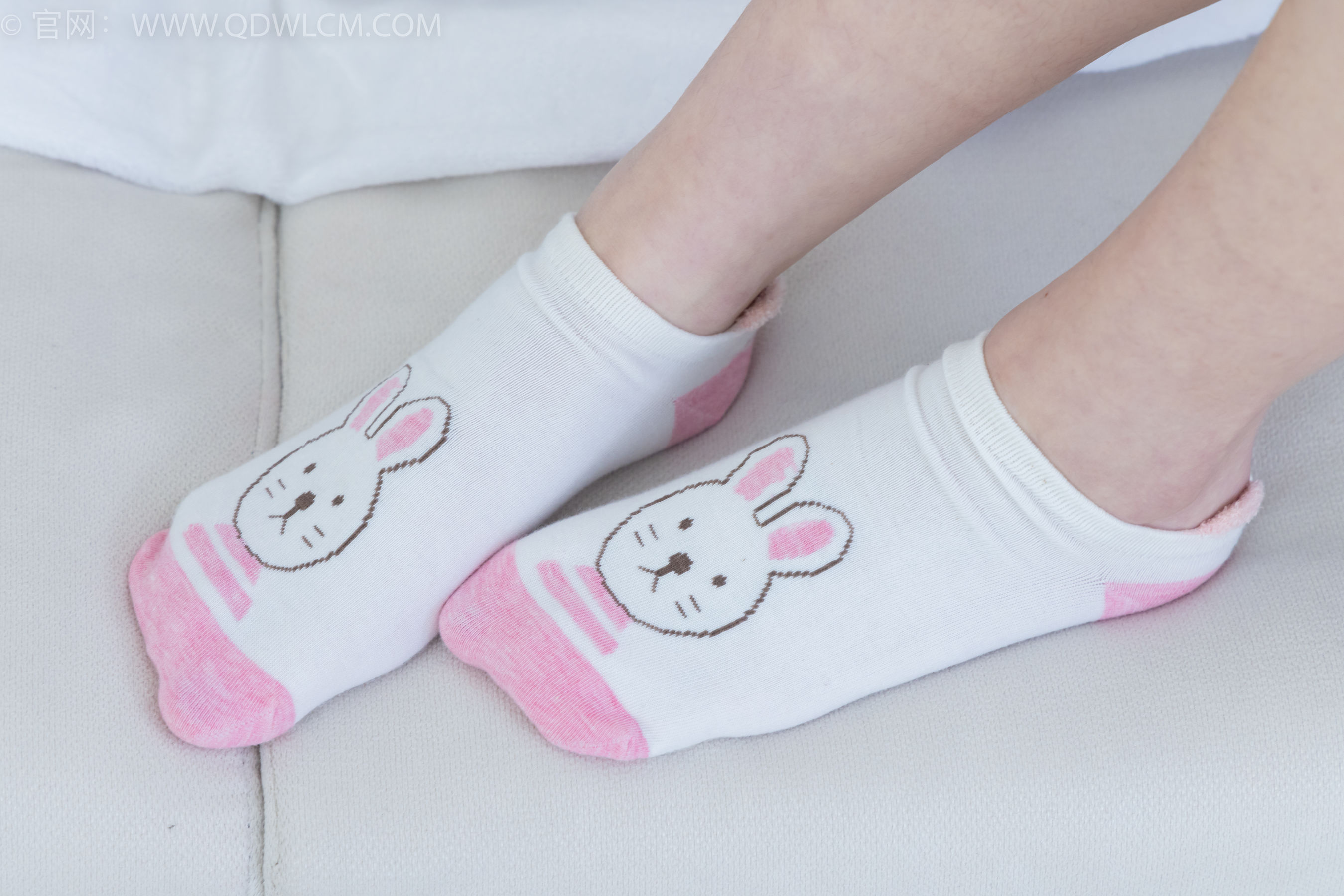 物恋传媒 No.2176 闪闪 -牵你的手/(180P)