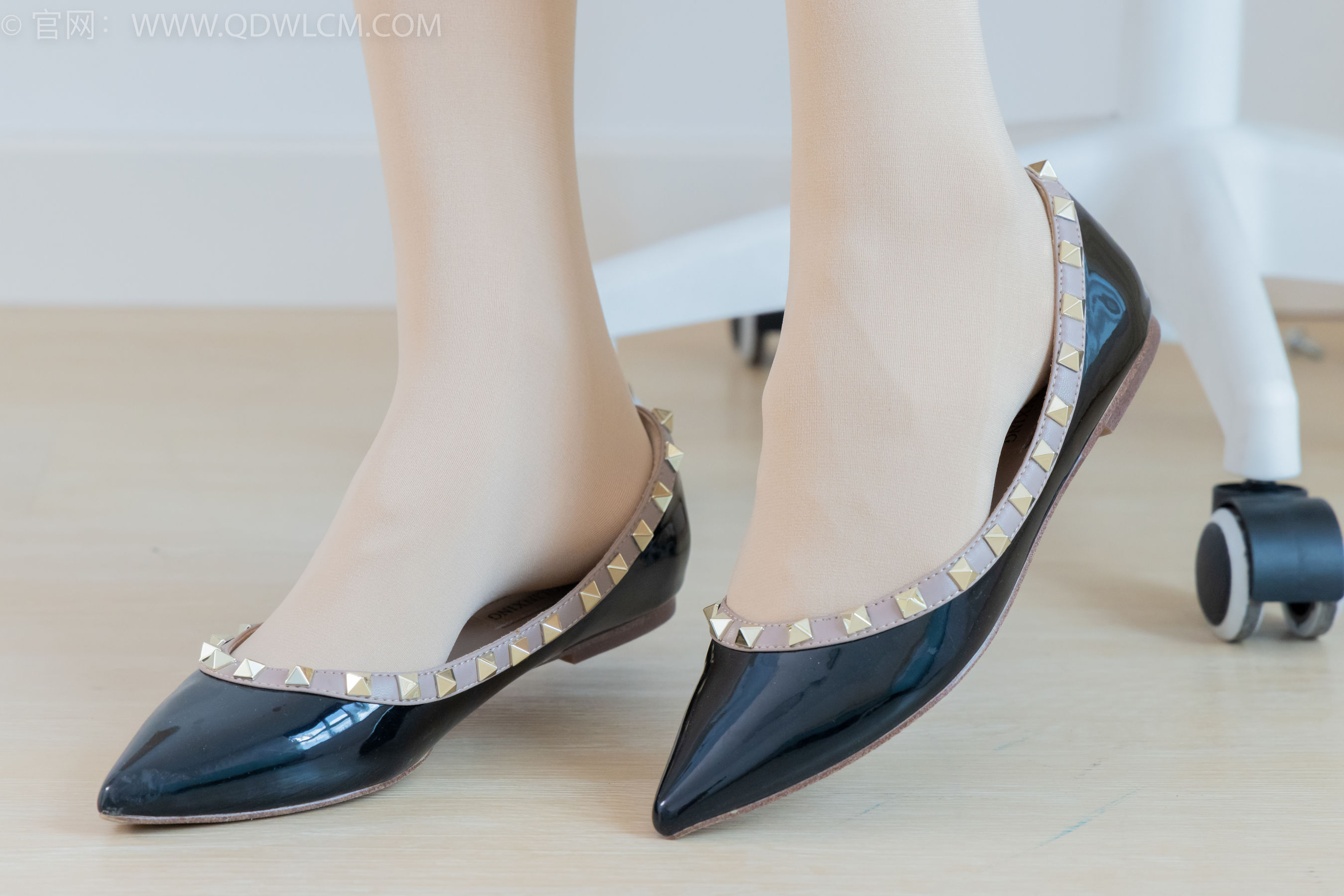 物恋传媒 No.2172 茯苓 -未尽的故事/(150P)