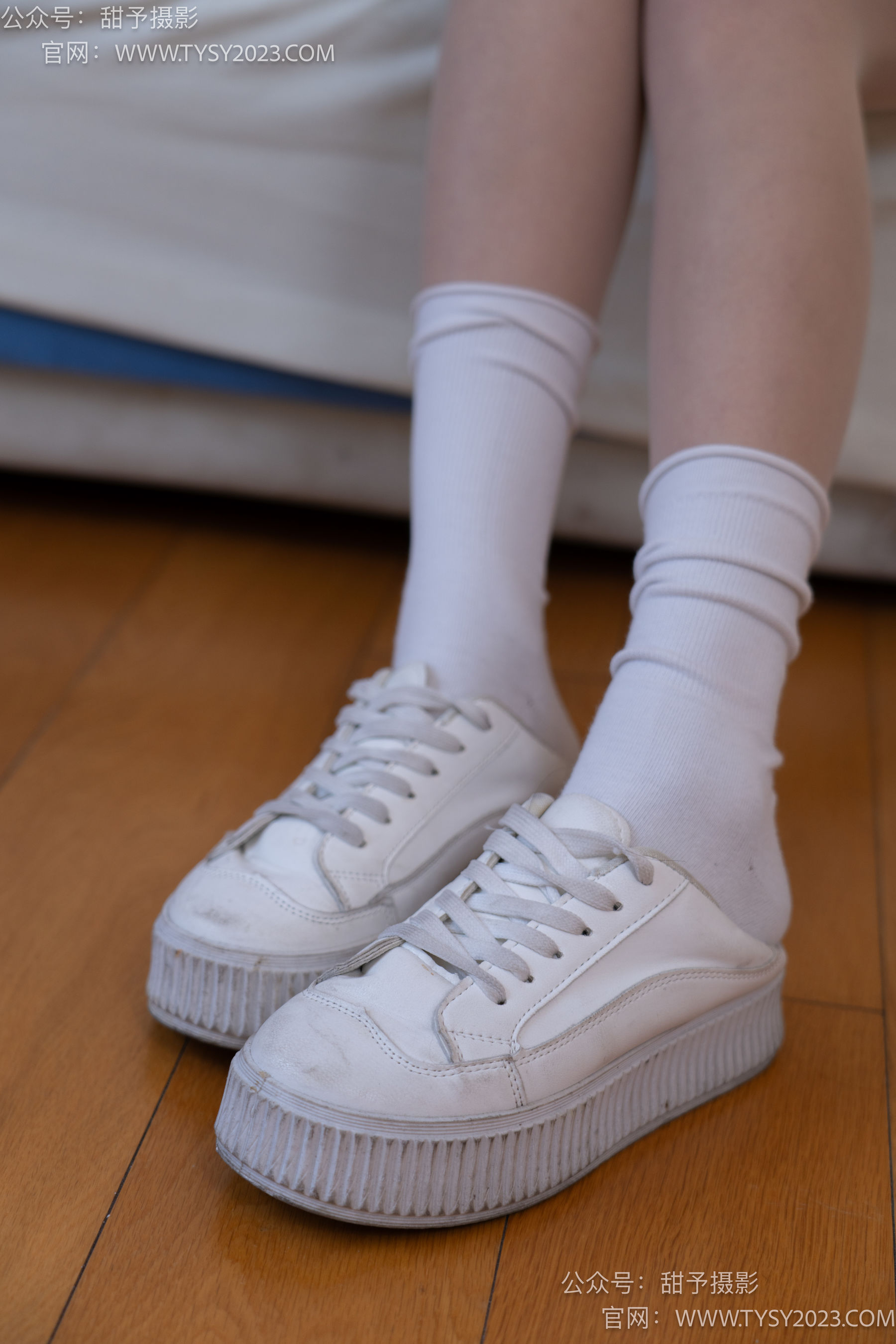 甜予摄影 No.096 澜澜 -板鞋、白棉袜、肉丝（脚尖加固款）/(130P)