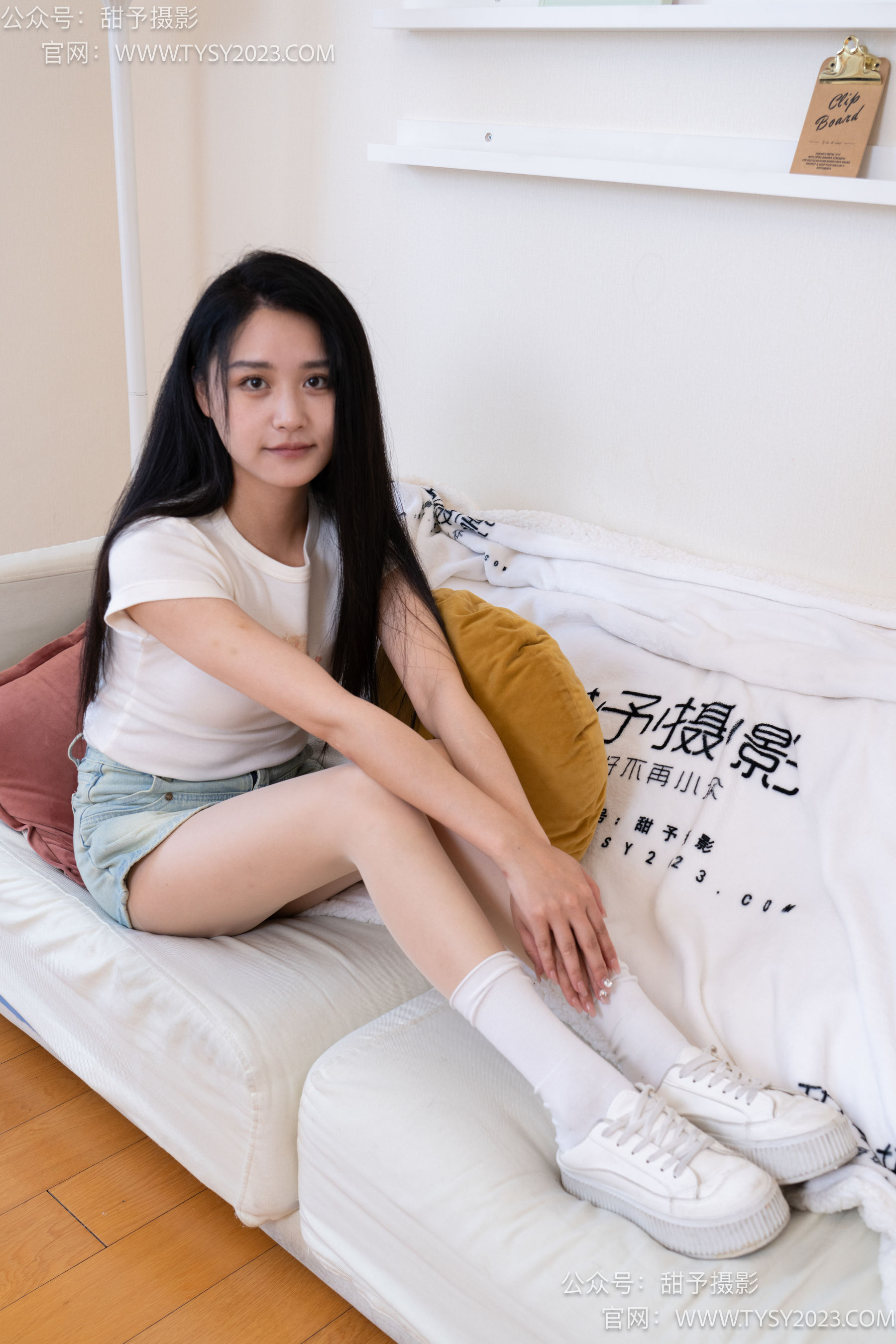 甜予摄影 No.096 澜澜 -板鞋、白棉袜、肉丝（脚尖加固款）/(130P)