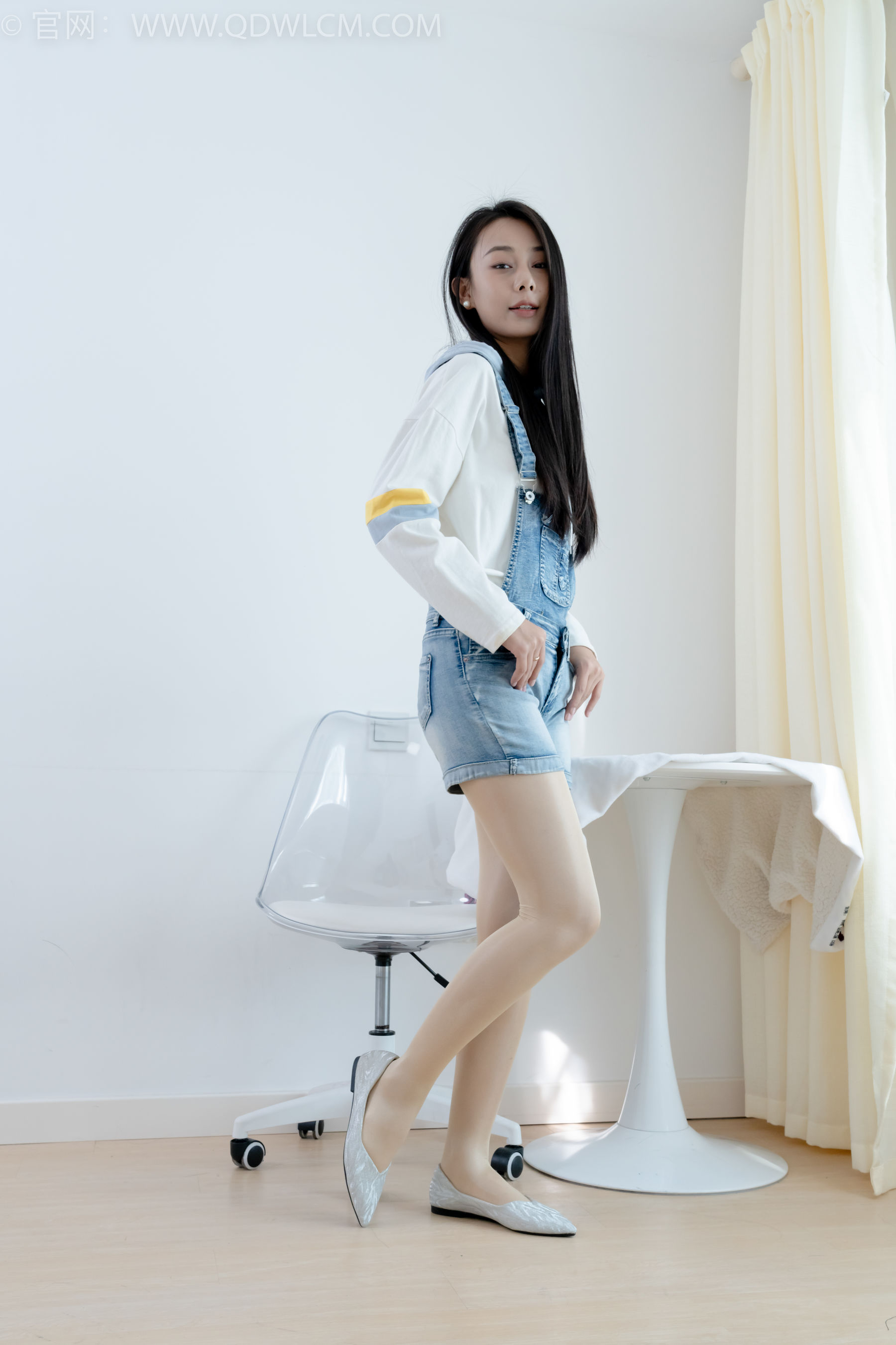 物恋传媒 No.2173 兰兰 -初秋的街头/(165P)