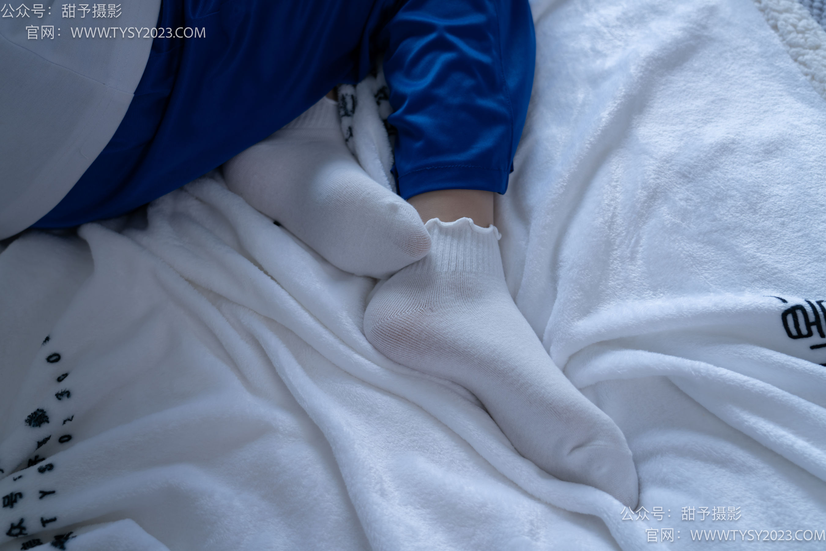甜予摄影 No.098 璇璇 -校服、板鞋、白棉袜、肉丝（脚尖加固款）/(135P)
