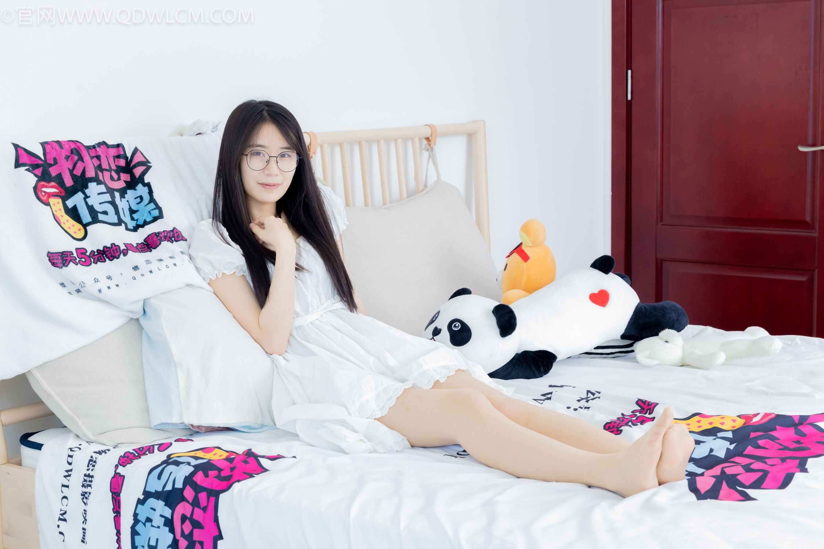 物恋传媒 No.2171 菜菜 -宇宙的黄昏/(153P)