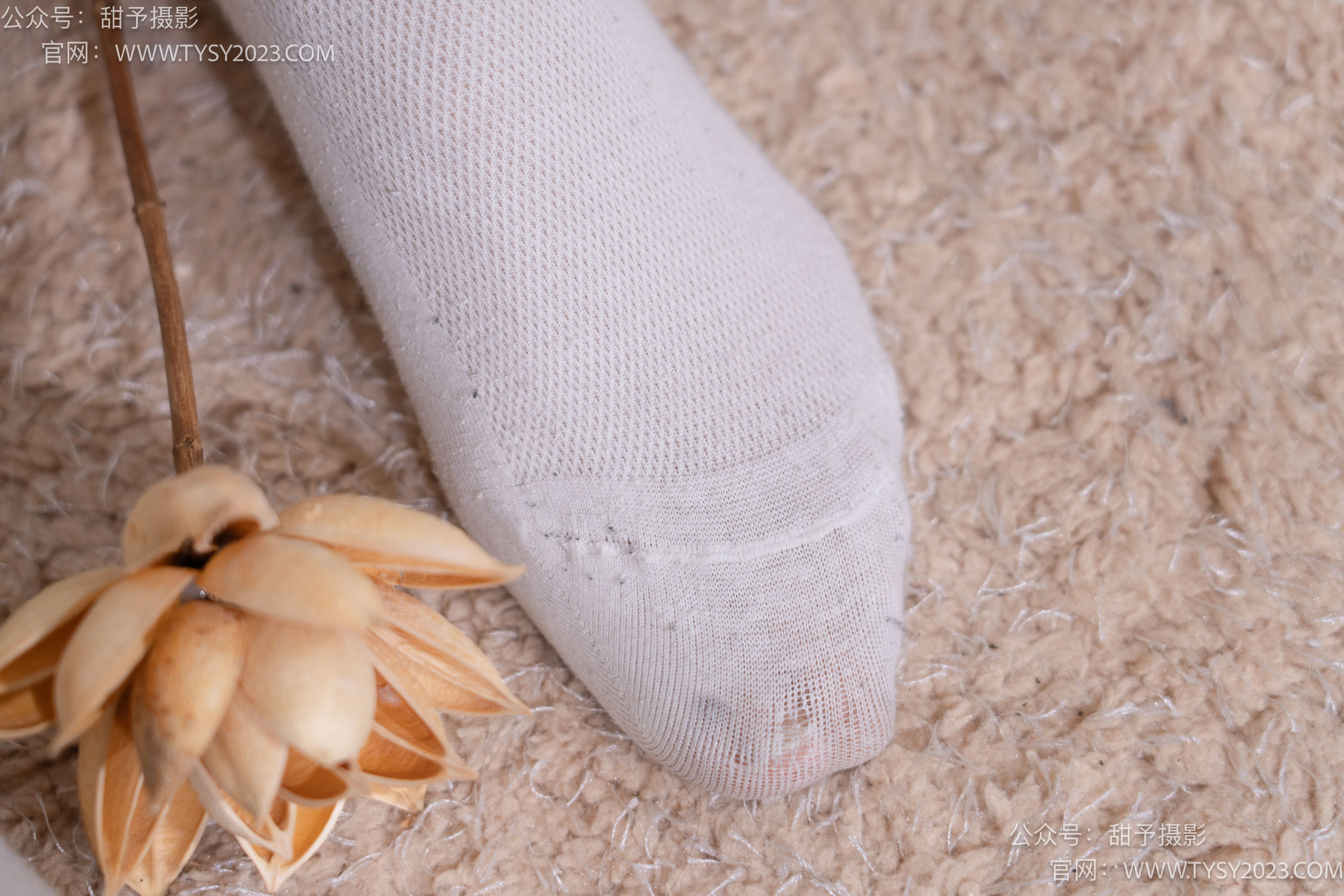 甜予摄影 No.085 小桃 -板鞋、白棉袜、肉丝（脚尖微加固款）/(129P)