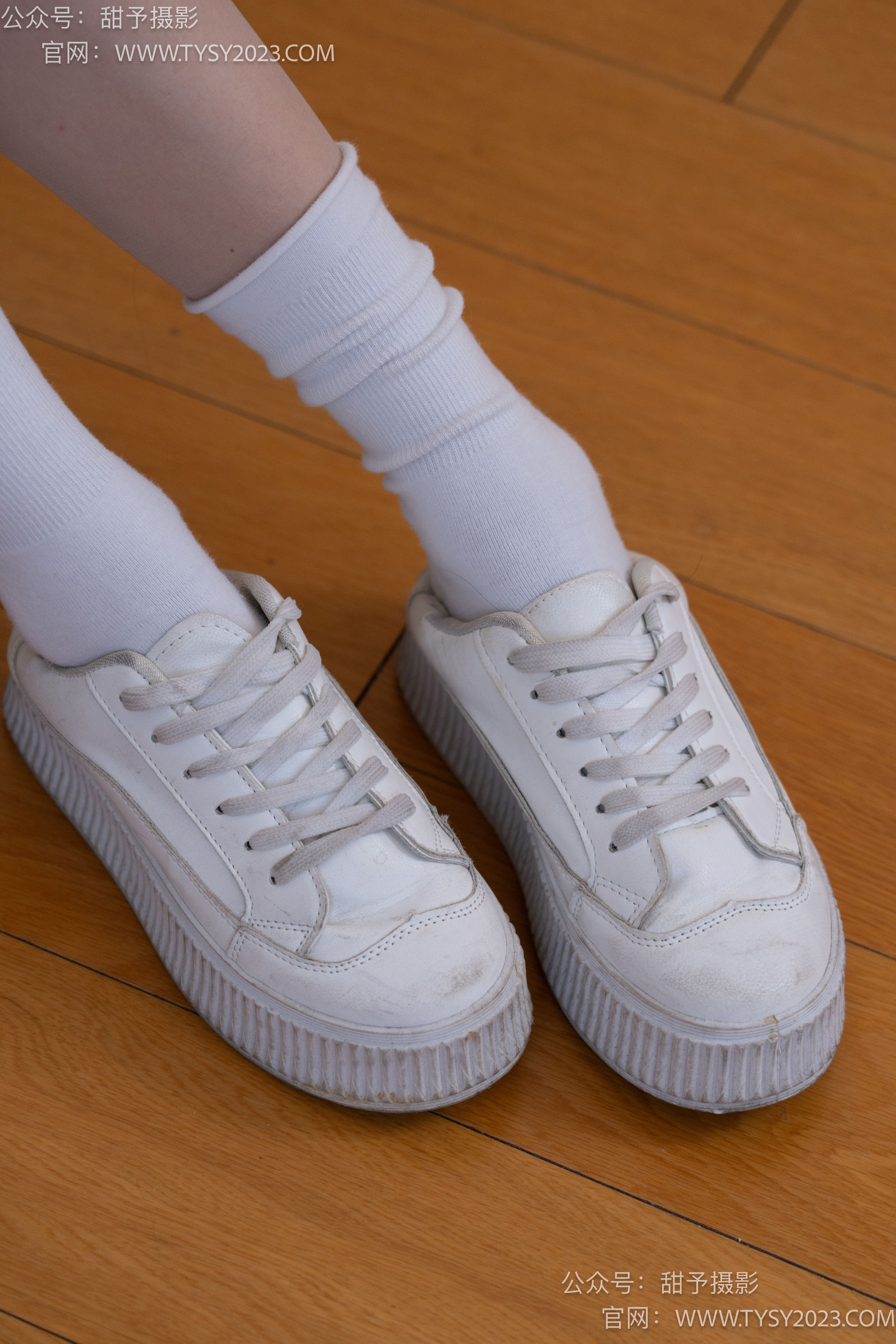 甜予摄影 No.096 澜澜 -板鞋、白棉袜、肉丝（脚尖加固款）/(130P)