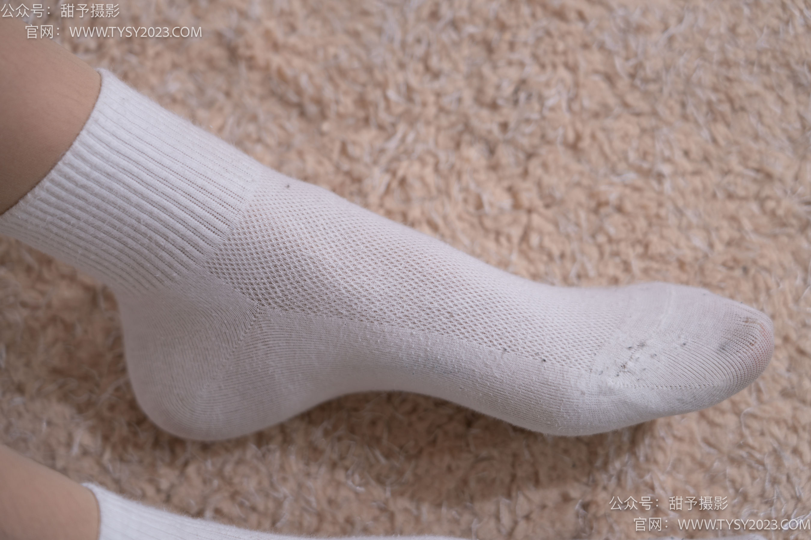 甜予摄影 No.085 小桃 -板鞋、白棉袜、肉丝（脚尖微加固款）/(129P)