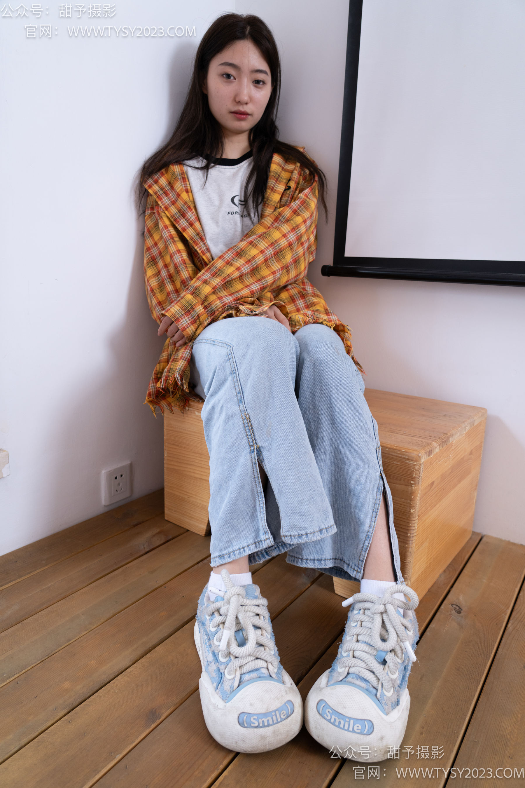 甜予摄影 No.078 雪梨 -帆布鞋、白棉袜、裸足/(140P)