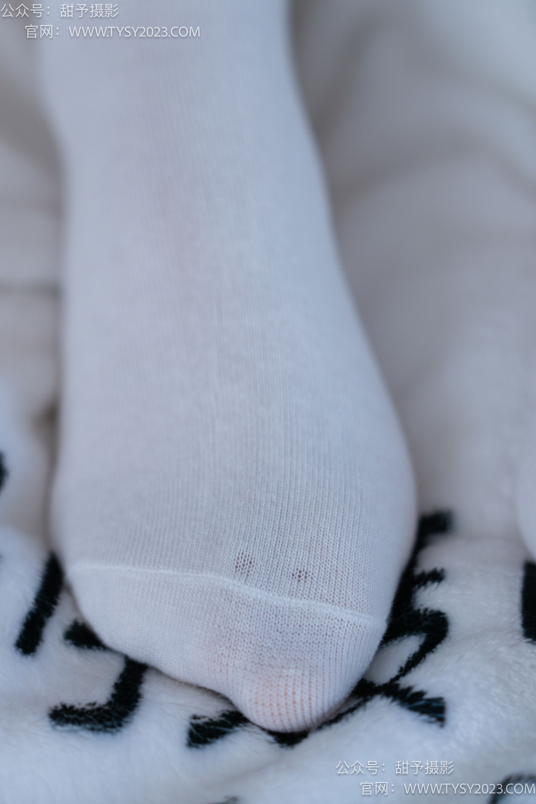 甜予摄影 No.083 璇璇 -运动鞋、白棉袜、裸足/(133P)