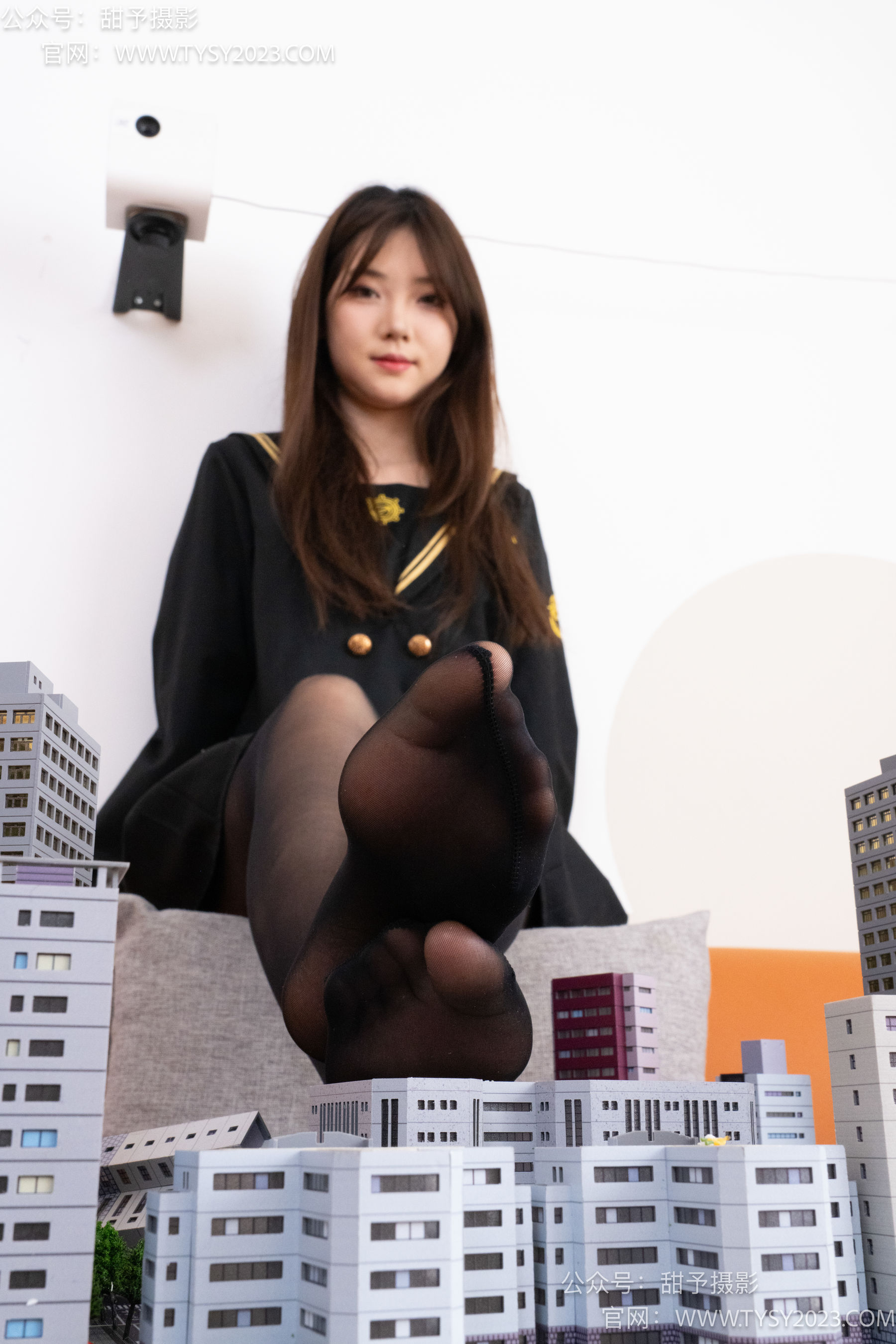 甜予摄影 No.077 璇璇 -JK制服、凉爽高跟鞋、嘿丝（脚尖透明款）、小人国剧情/(128P)