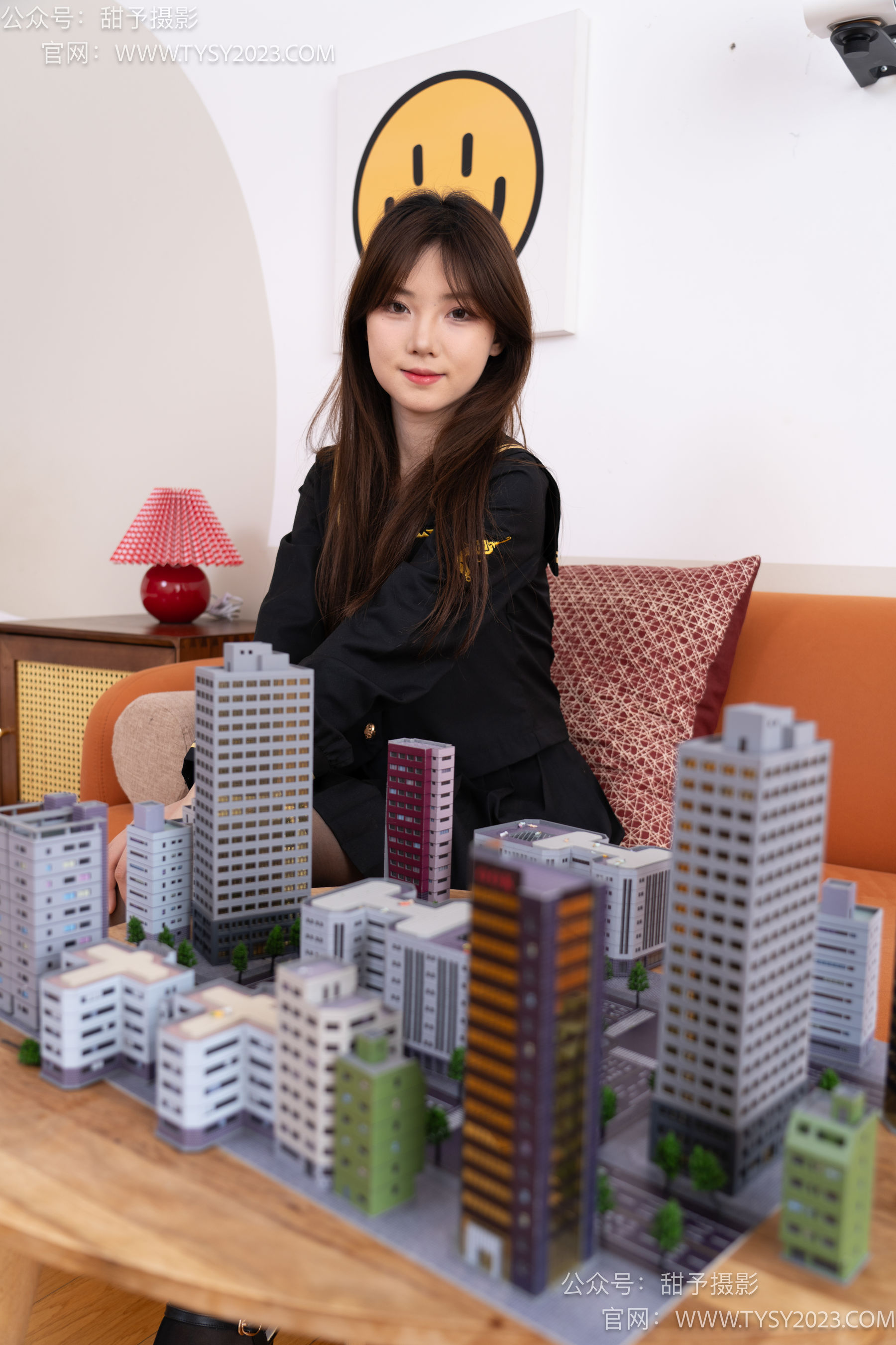 甜予摄影 No.077 璇璇 -JK制服、凉爽高跟鞋、嘿丝（脚尖透明款）、小人国剧情/(128P)