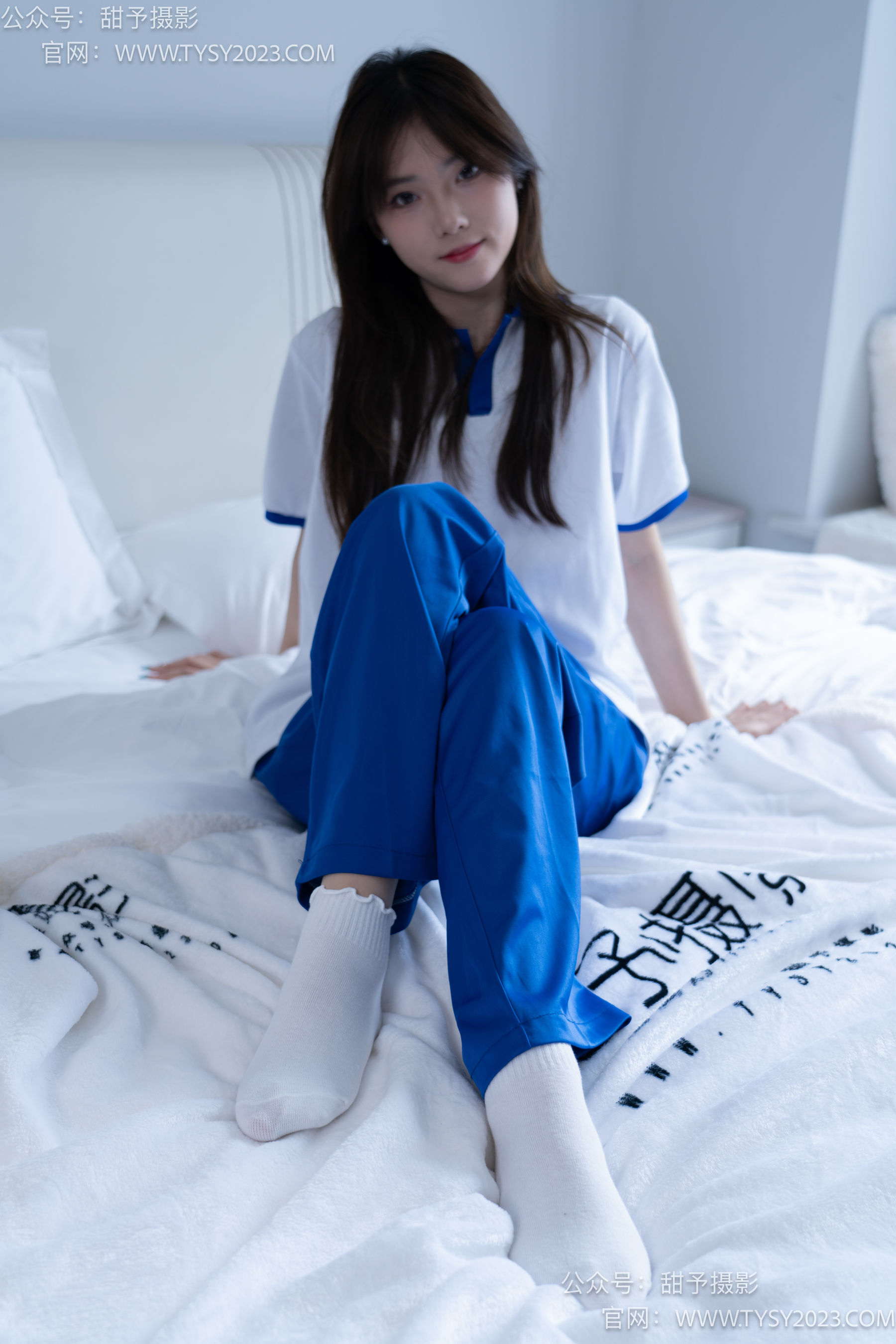 甜予摄影 No.098 璇璇 -校服、板鞋、白棉袜、肉丝（脚尖加固款）/(135P)