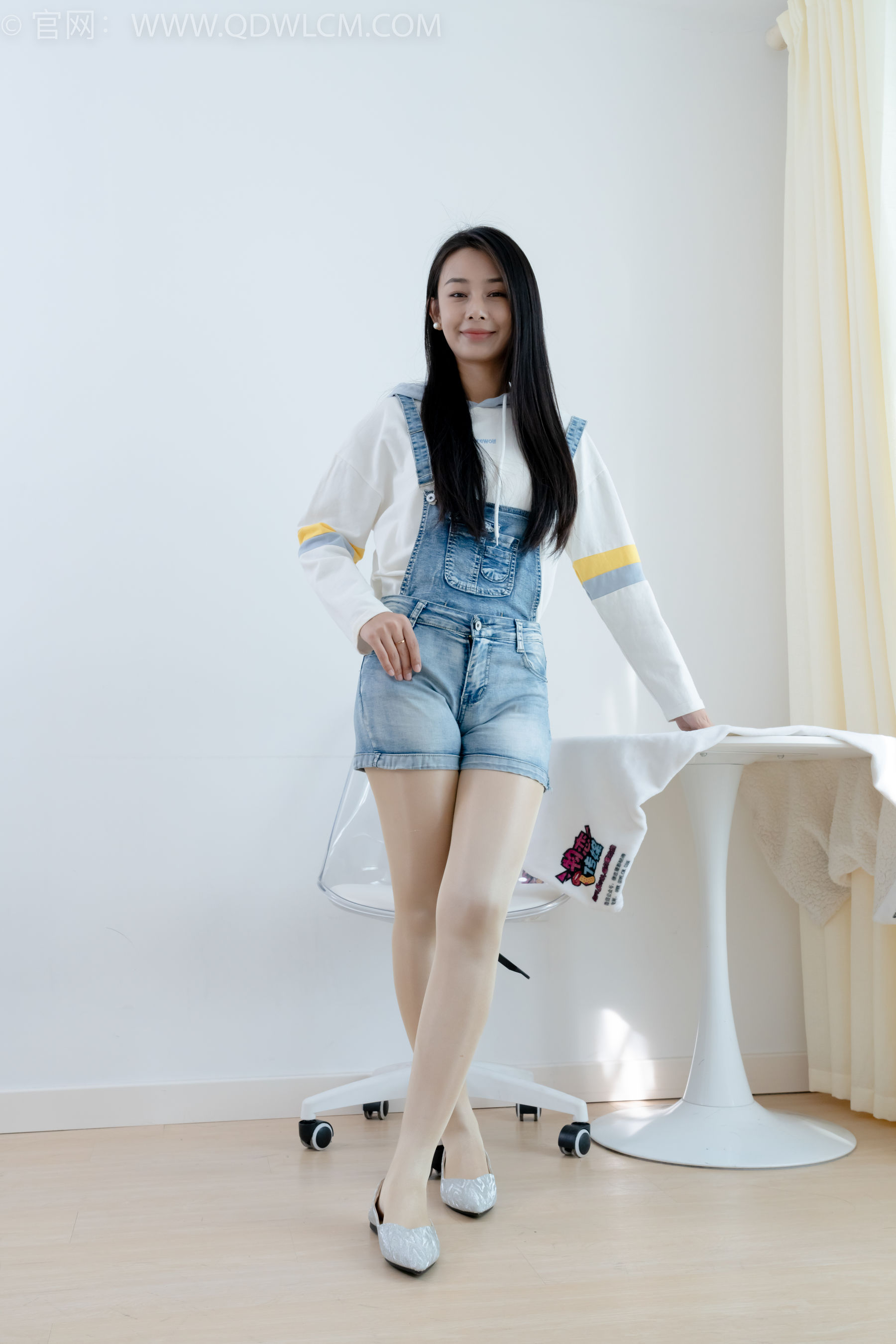 物恋传媒 No.2173 兰兰 -初秋的街头/(165P)