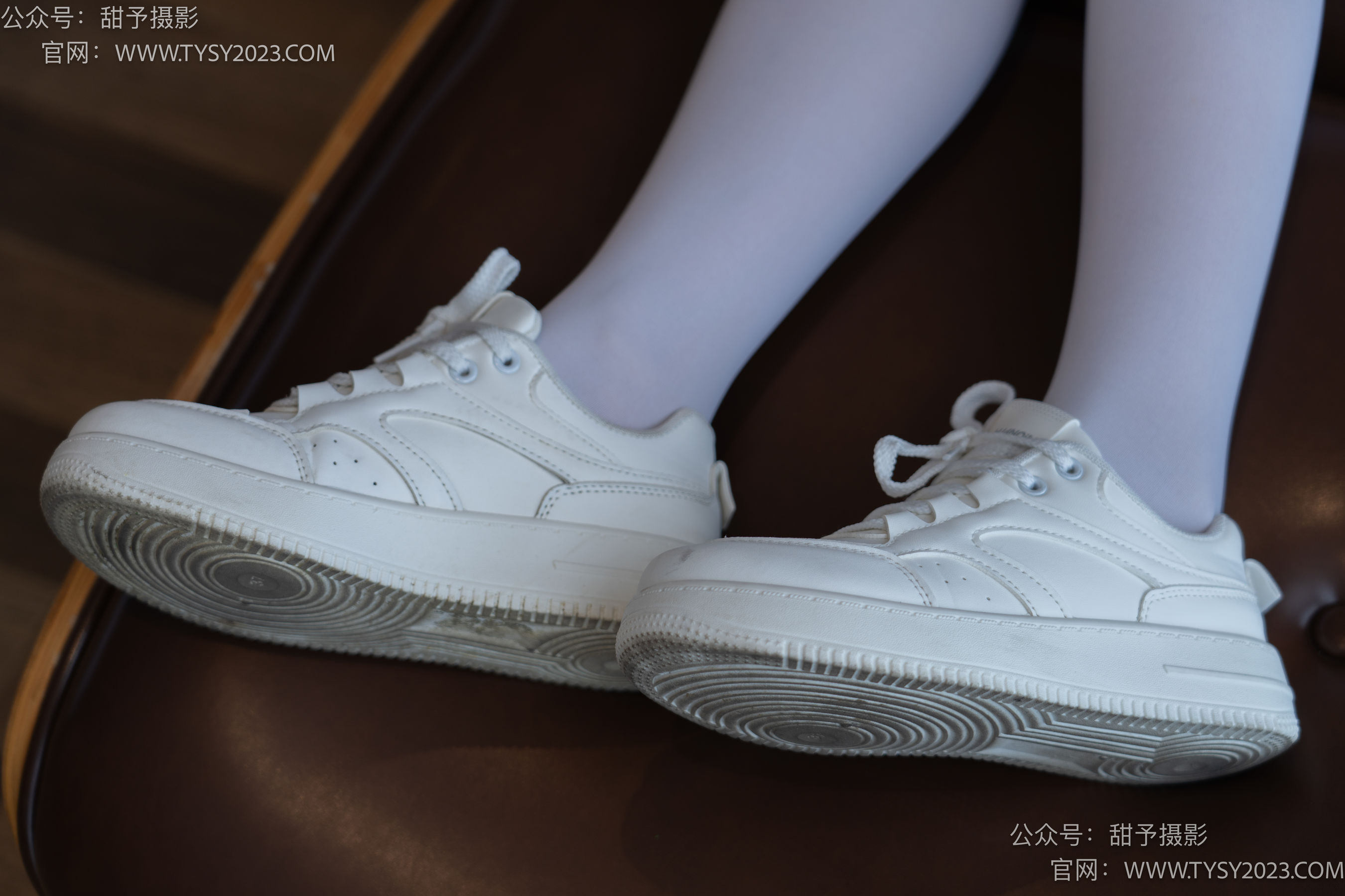 甜予摄影 No.089 璇璇 -板鞋、厚白丝/(136P)