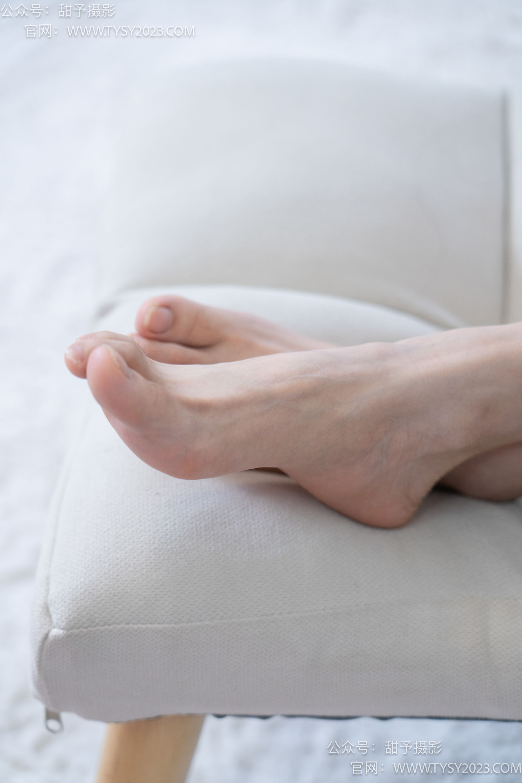 甜予摄影 No.087 静静 -板鞋、白棉袜、裸足/(106P)