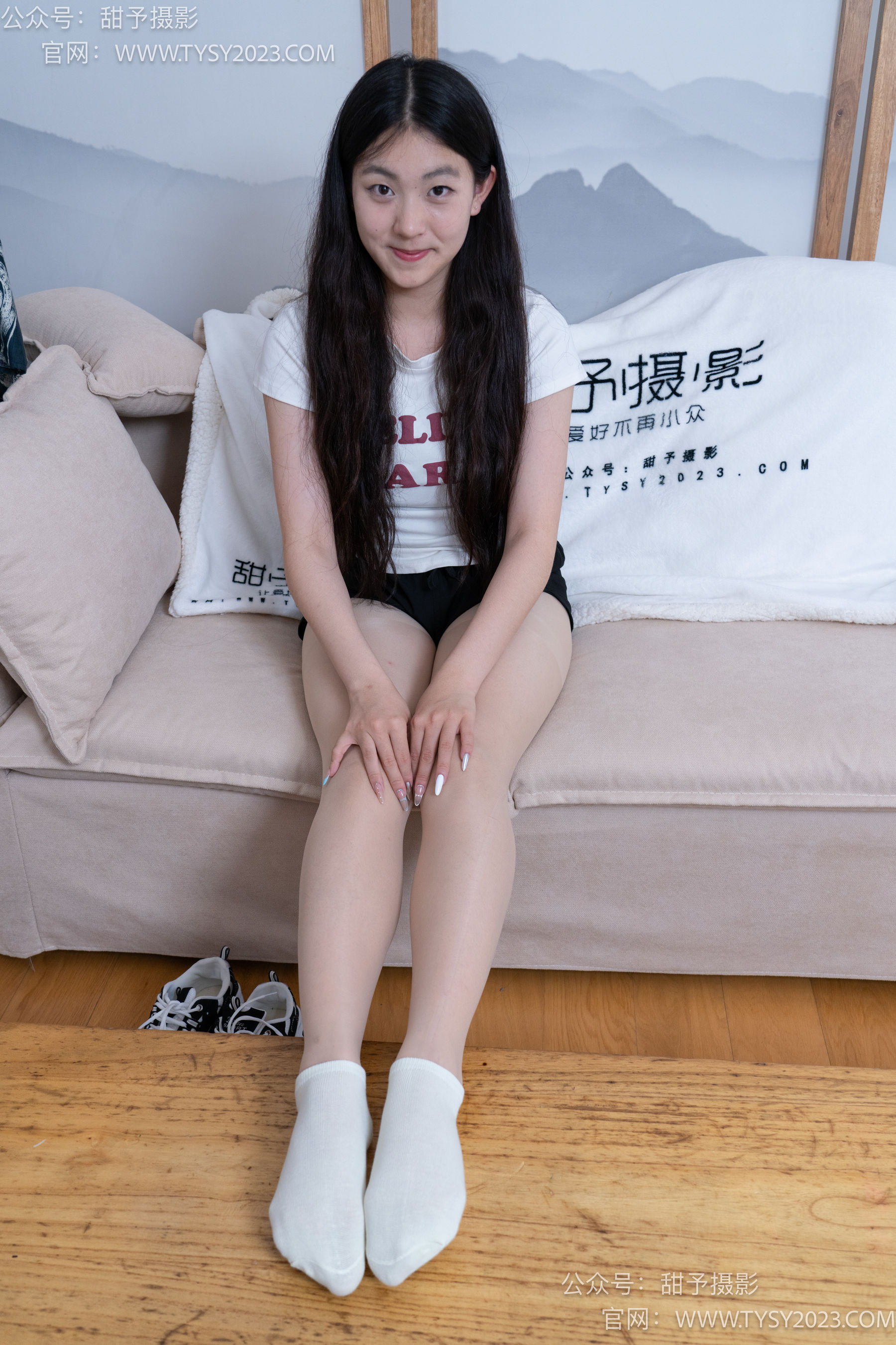 甜予摄影 No.079 小云 -运动鞋、白棉袜、肉丝（脚尖加固款）/(139P)