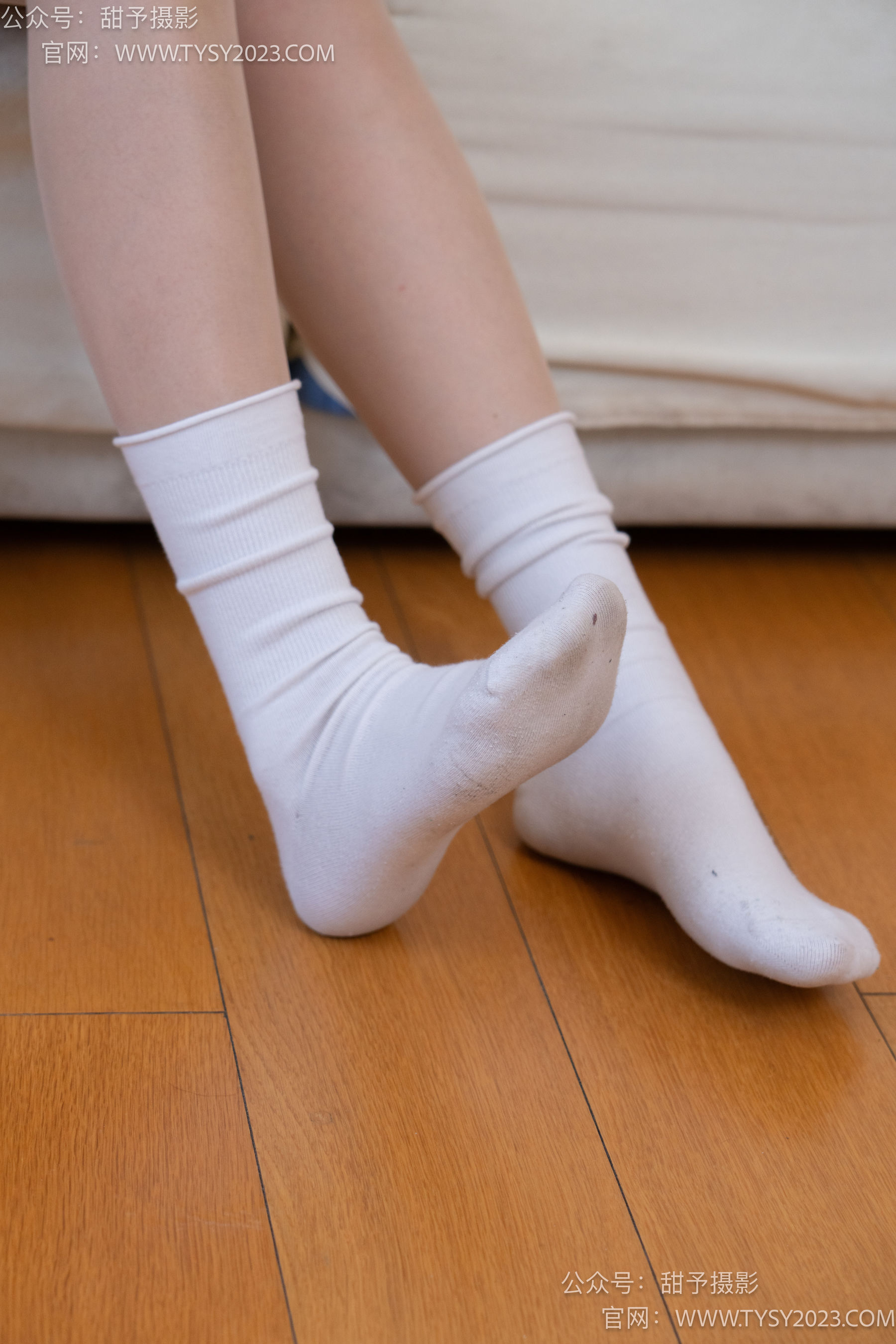 甜予摄影 No.096 澜澜 -板鞋、白棉袜、肉丝（脚尖加固款）/(130P)