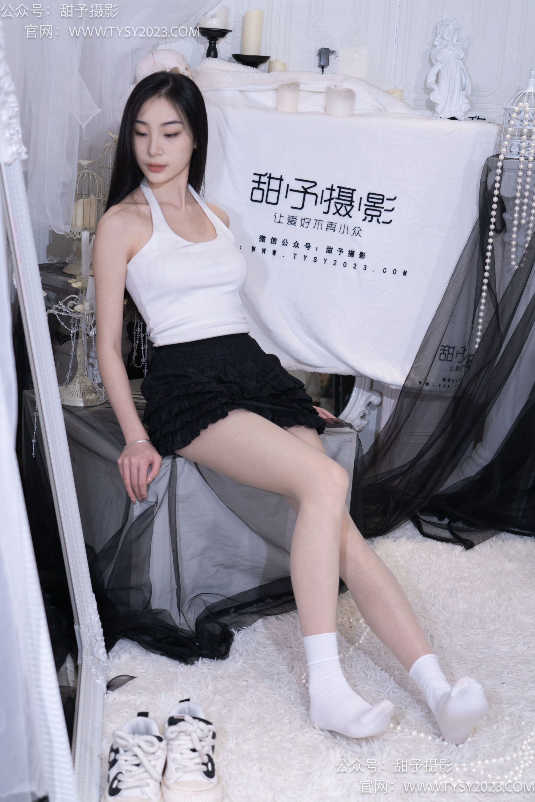 甜予摄影 No.076 小狸 -帆布鞋、白棉袜、肉丝（脚尖加固款）/(126P)