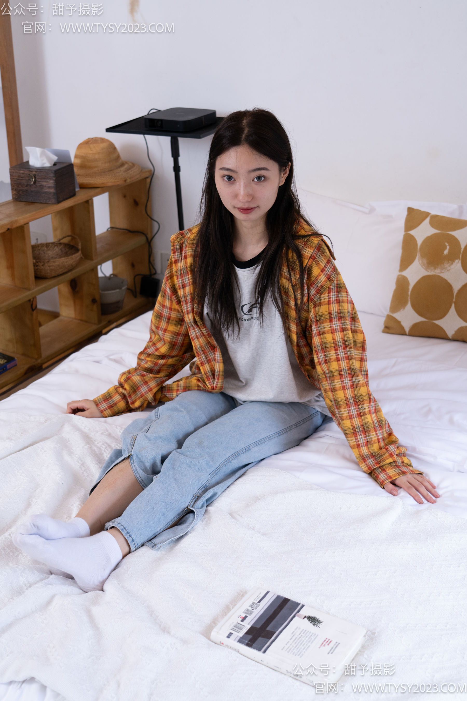 甜予摄影 No.078 雪梨 -帆布鞋、白棉袜、裸足/(140P)