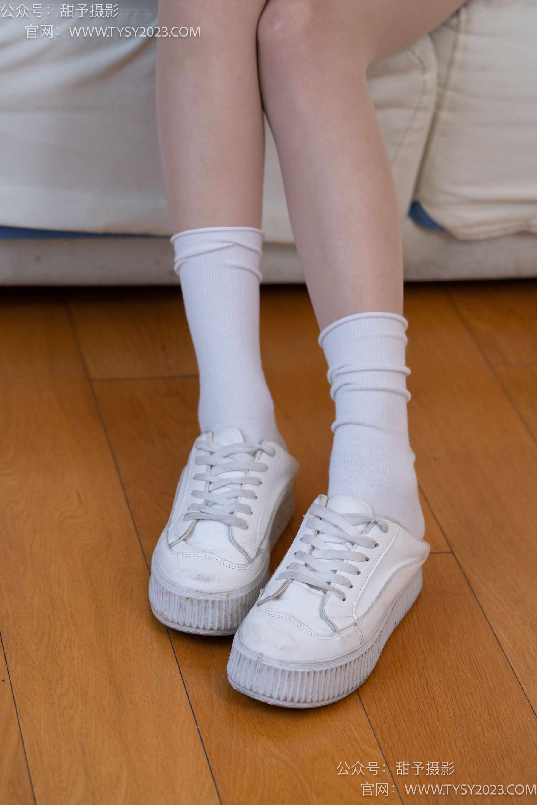 甜予摄影 No.096 澜澜 -板鞋、白棉袜、肉丝（脚尖加固款）/(130P)