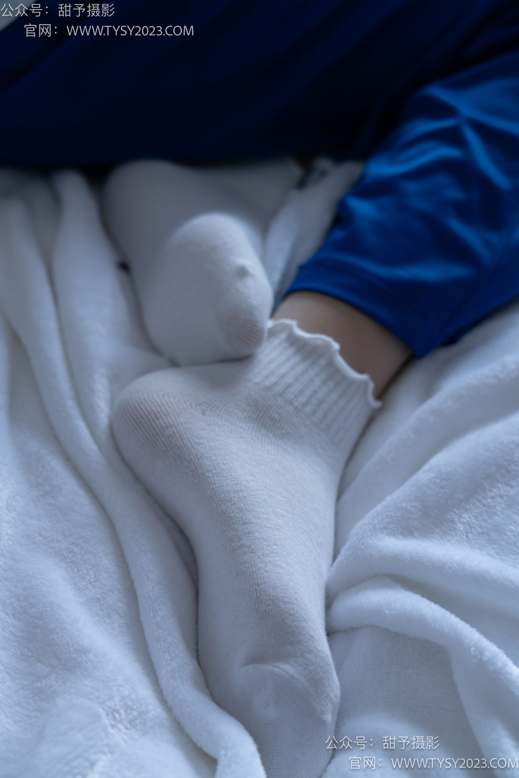 甜予摄影 No.098 璇璇 -校服、板鞋、白棉袜、肉丝（脚尖加固款）/(135P)