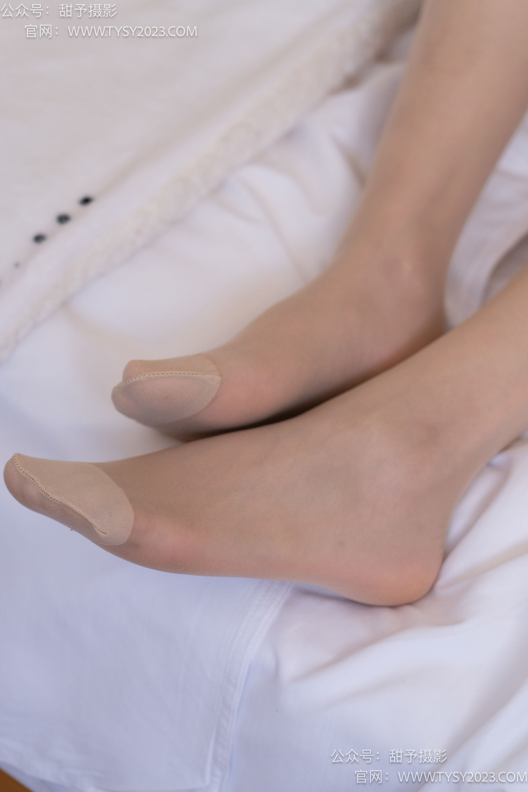 甜予摄影 No.096 澜澜 -板鞋、白棉袜、肉丝（脚尖加固款）/(130P)