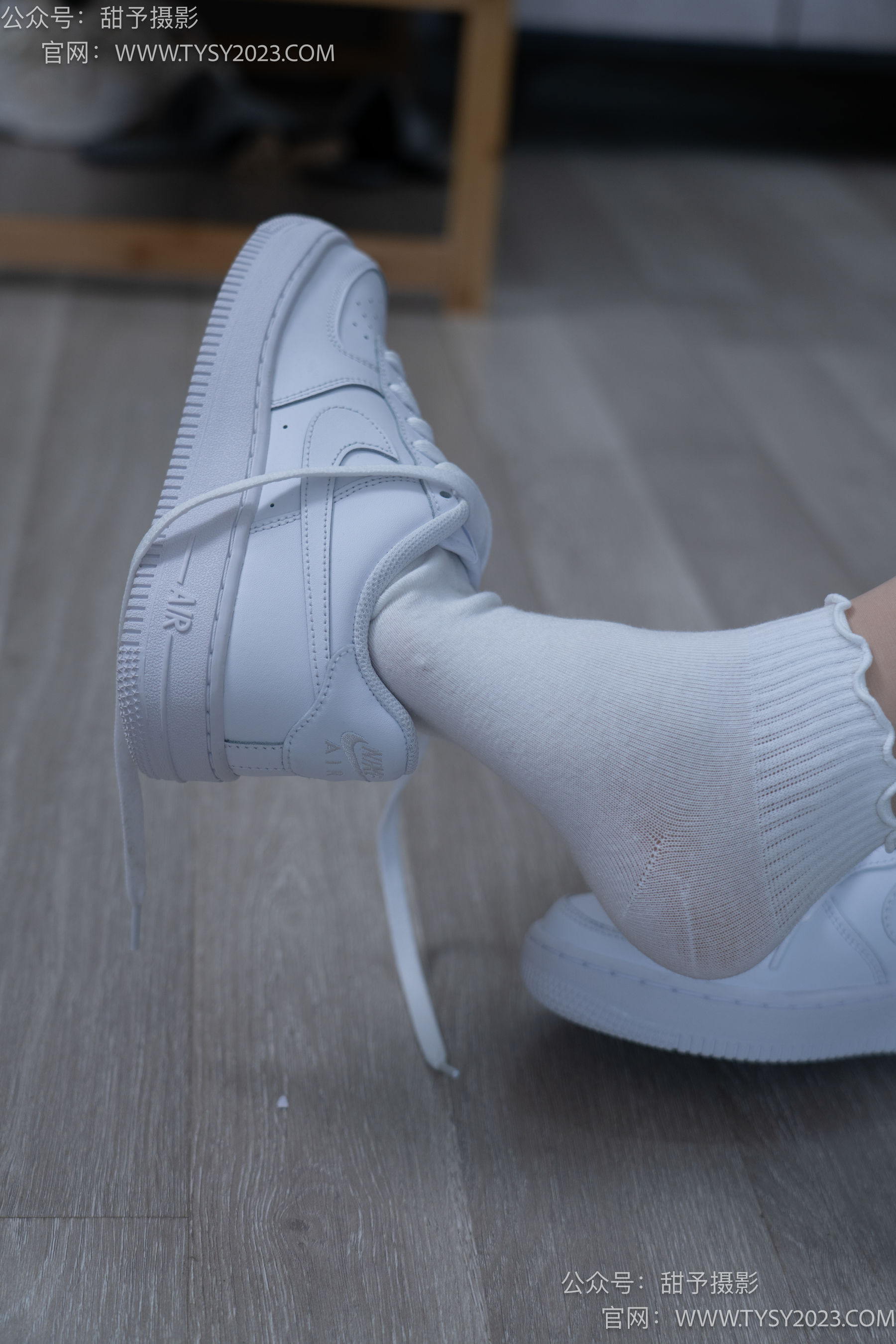 甜予摄影 No.098 璇璇 -校服、板鞋、白棉袜、肉丝（脚尖加固款）/(135P)