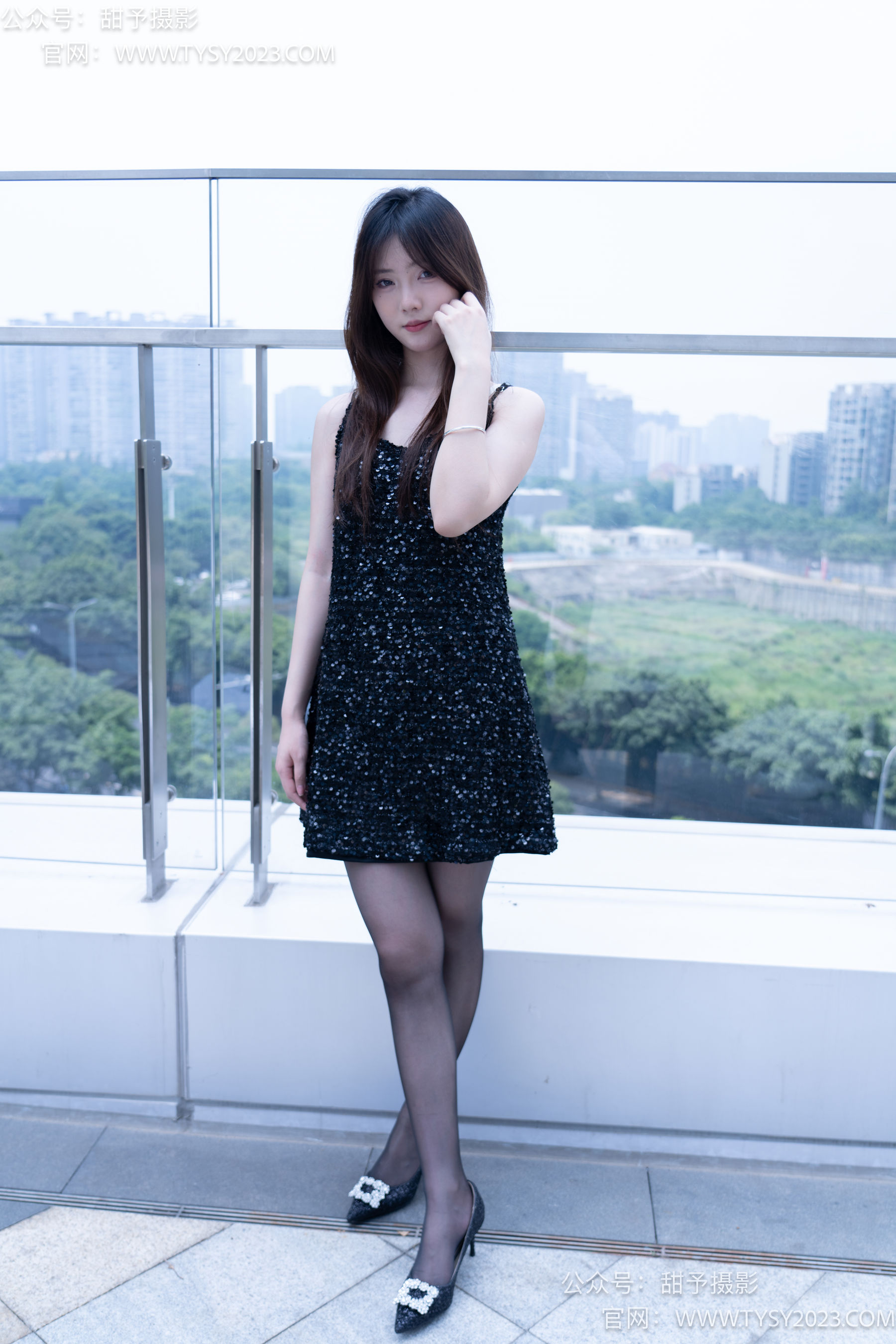 甜予摄影 No.086 璇璇 -高跟鞋、油亮黑丝/(153P)