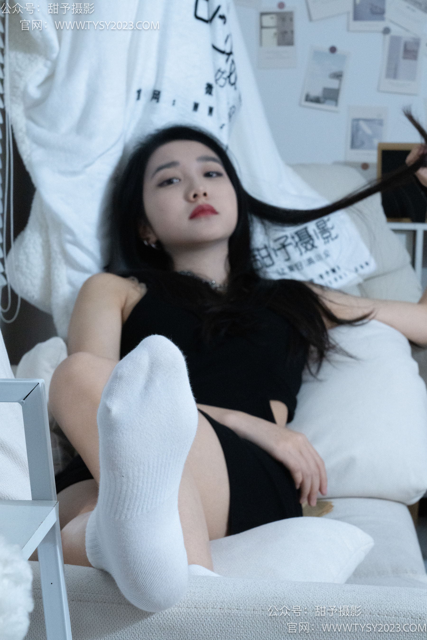 甜予摄影 No.082 筱筱 -帆布鞋、白棉袜、裸足/(116P)