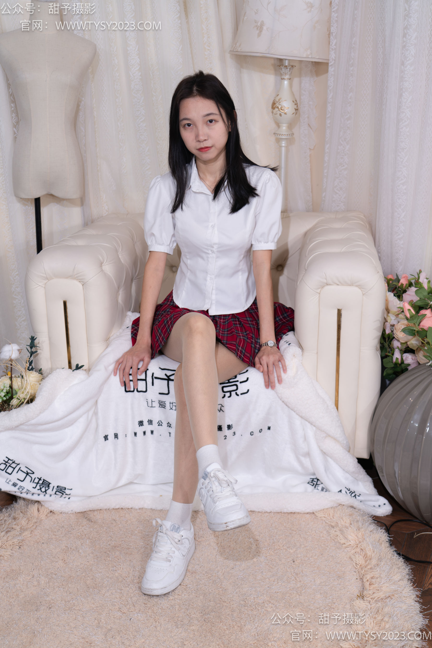 甜予摄影 No.085 小桃 -板鞋、白棉袜、肉丝（脚尖微加固款）/(129P)