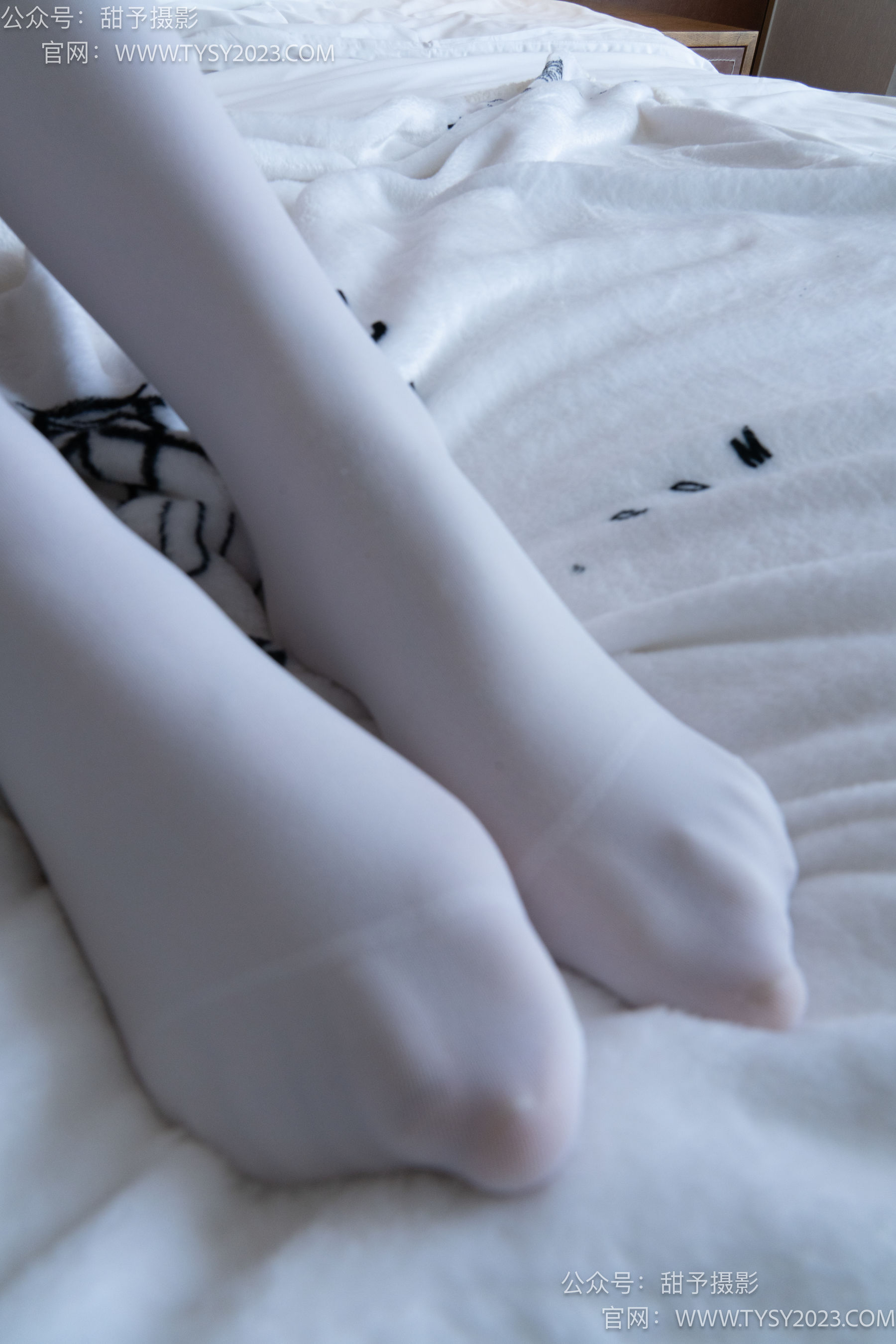 甜予摄影 No.089 璇璇 -板鞋、厚白丝/(136P)