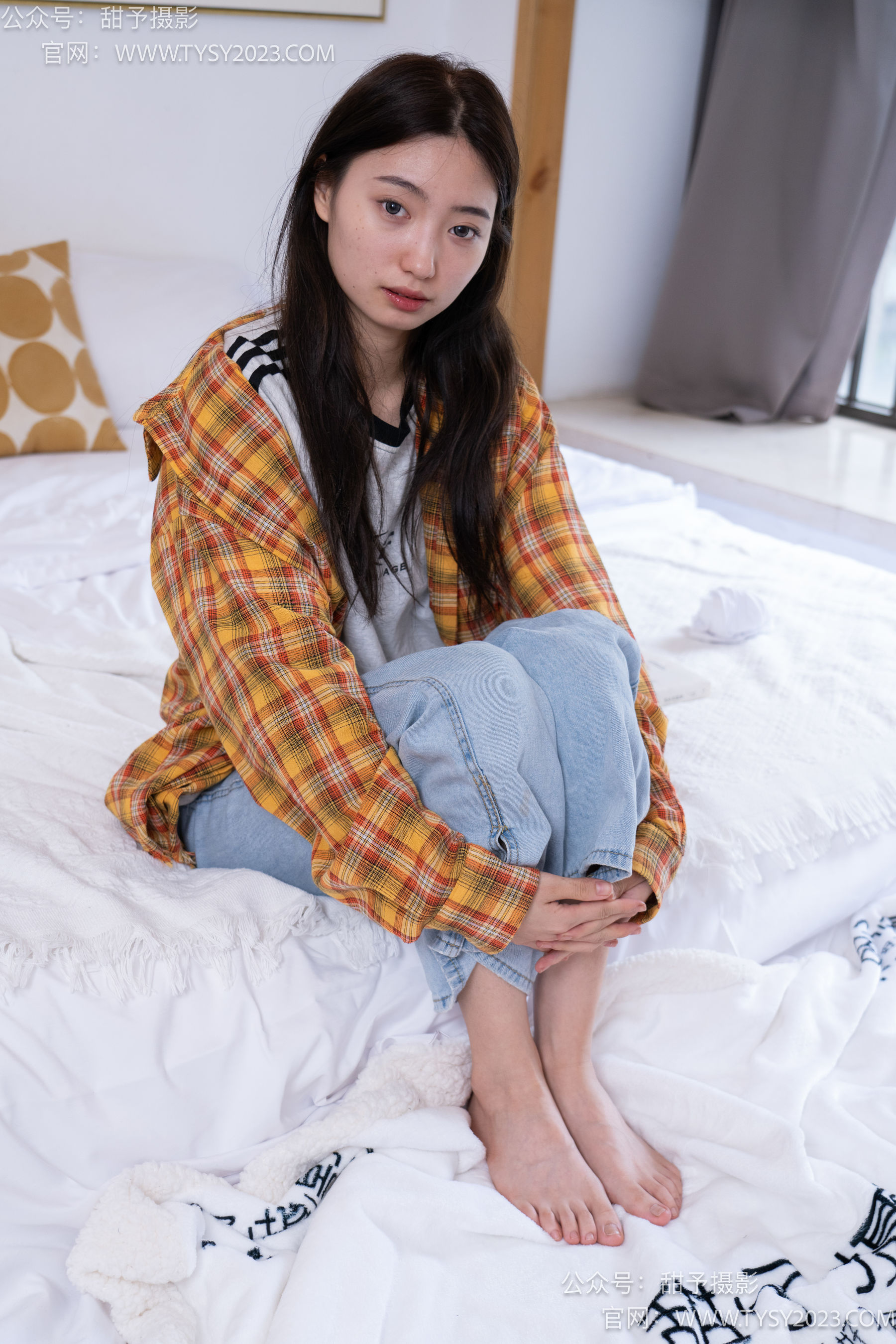 甜予摄影 No.078 雪梨 -帆布鞋、白棉袜、裸足/(140P)