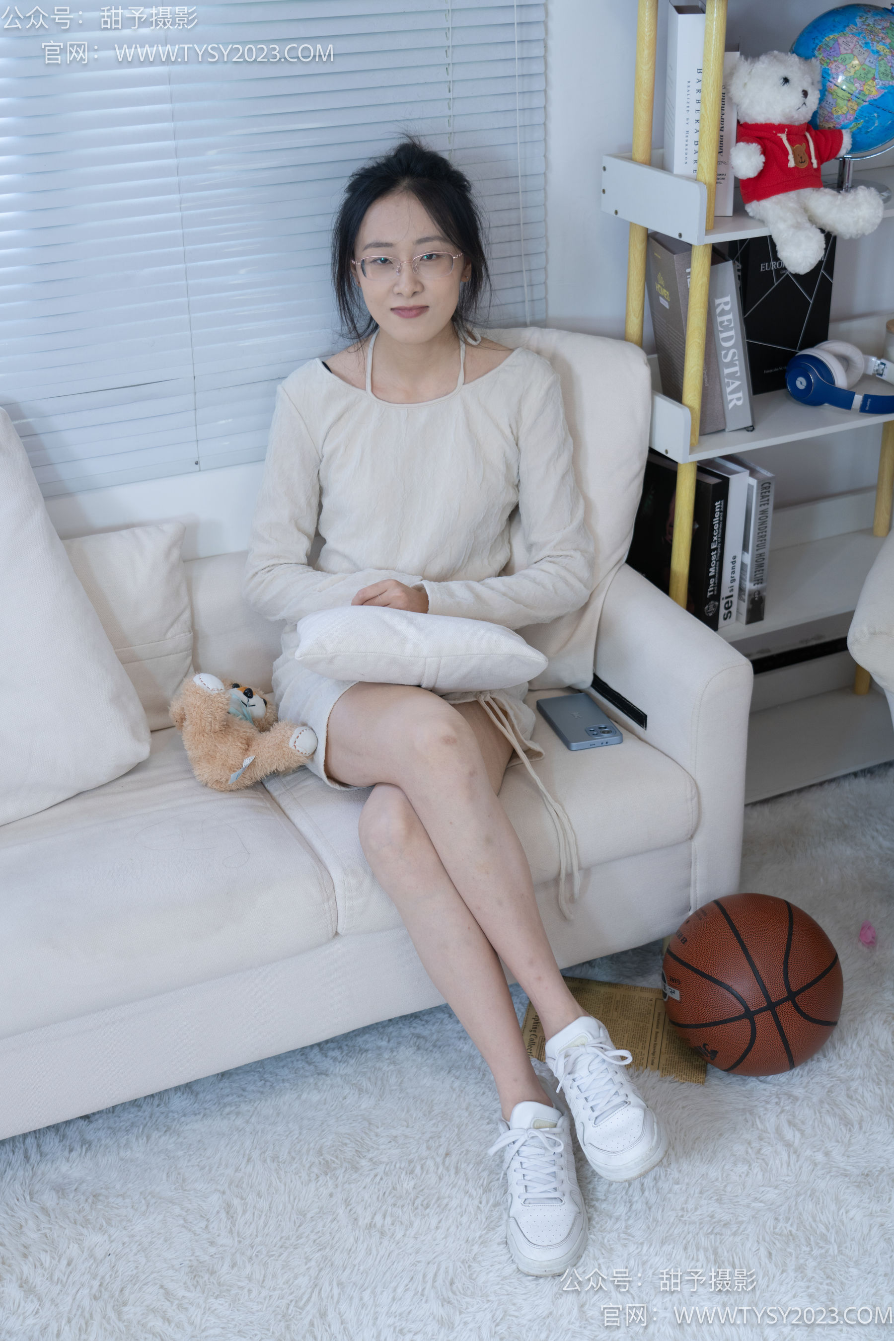 甜予摄影 No.087 静静 -板鞋、白棉袜、裸足/(106P)
