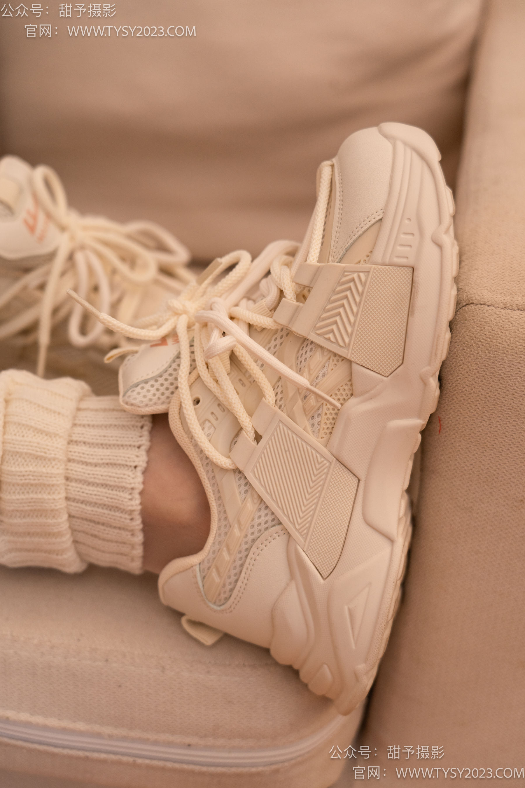 甜予摄影 No.097 齐齐 -运动鞋、薄白丝（脚尖加固款）/(125P)