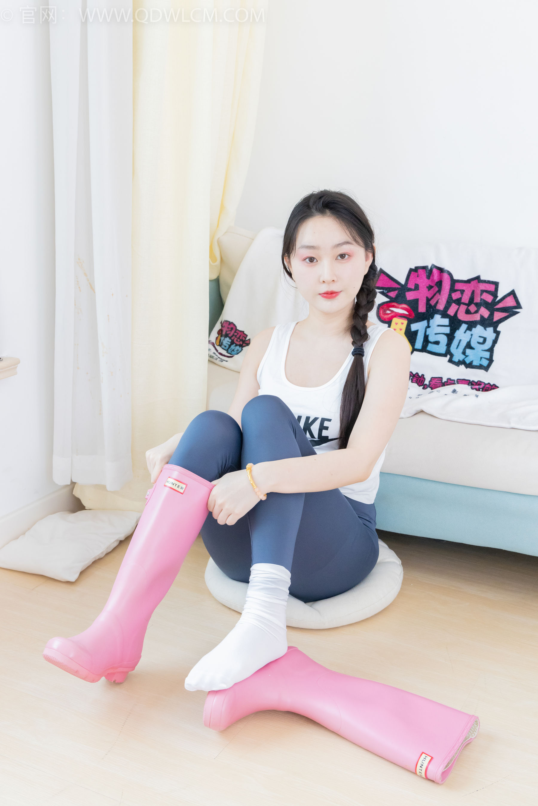 物恋传媒 No.2175 美兔 -一缕夕阳/(210P)