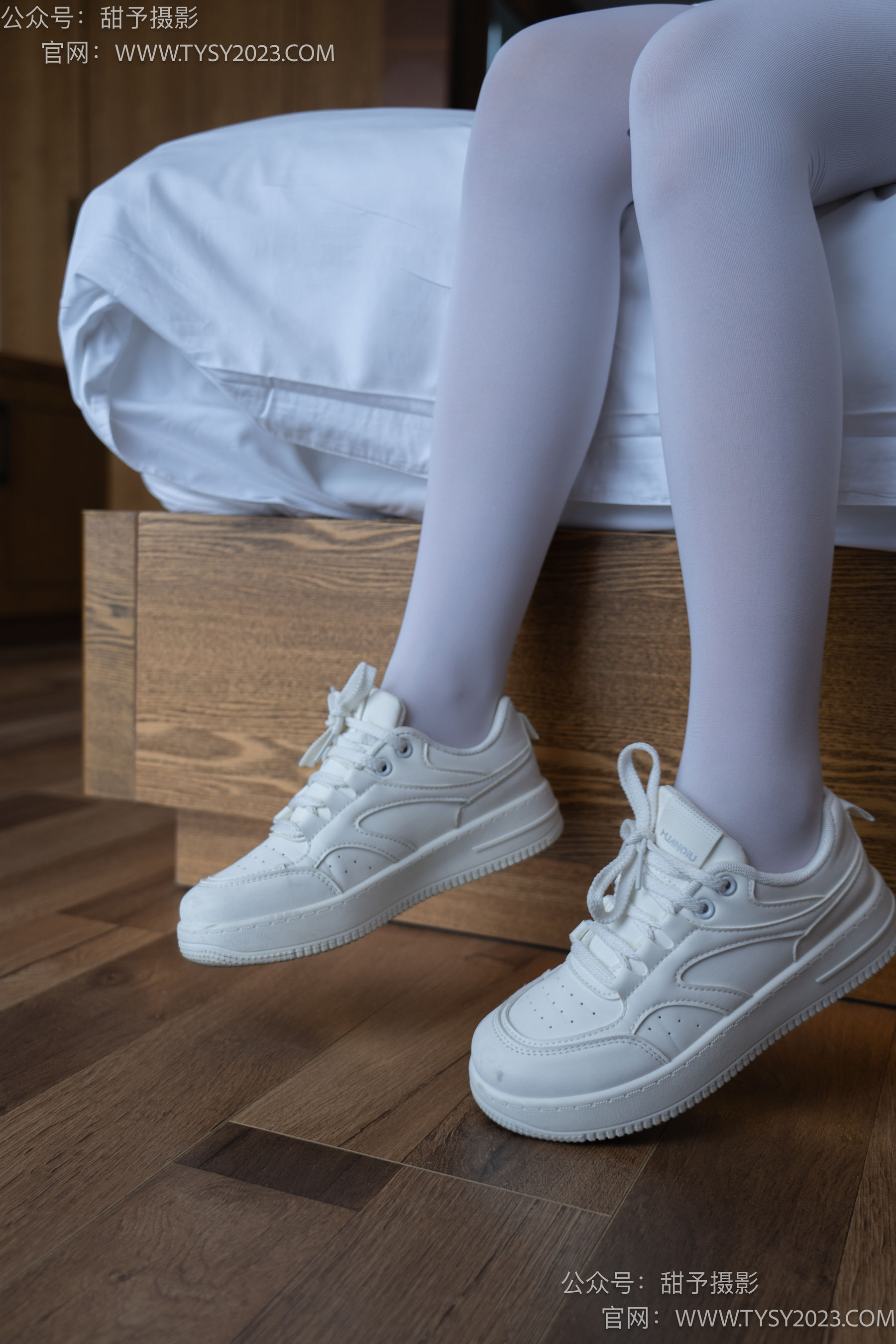 甜予摄影 No.089 璇璇 -板鞋、厚白丝/(136P)