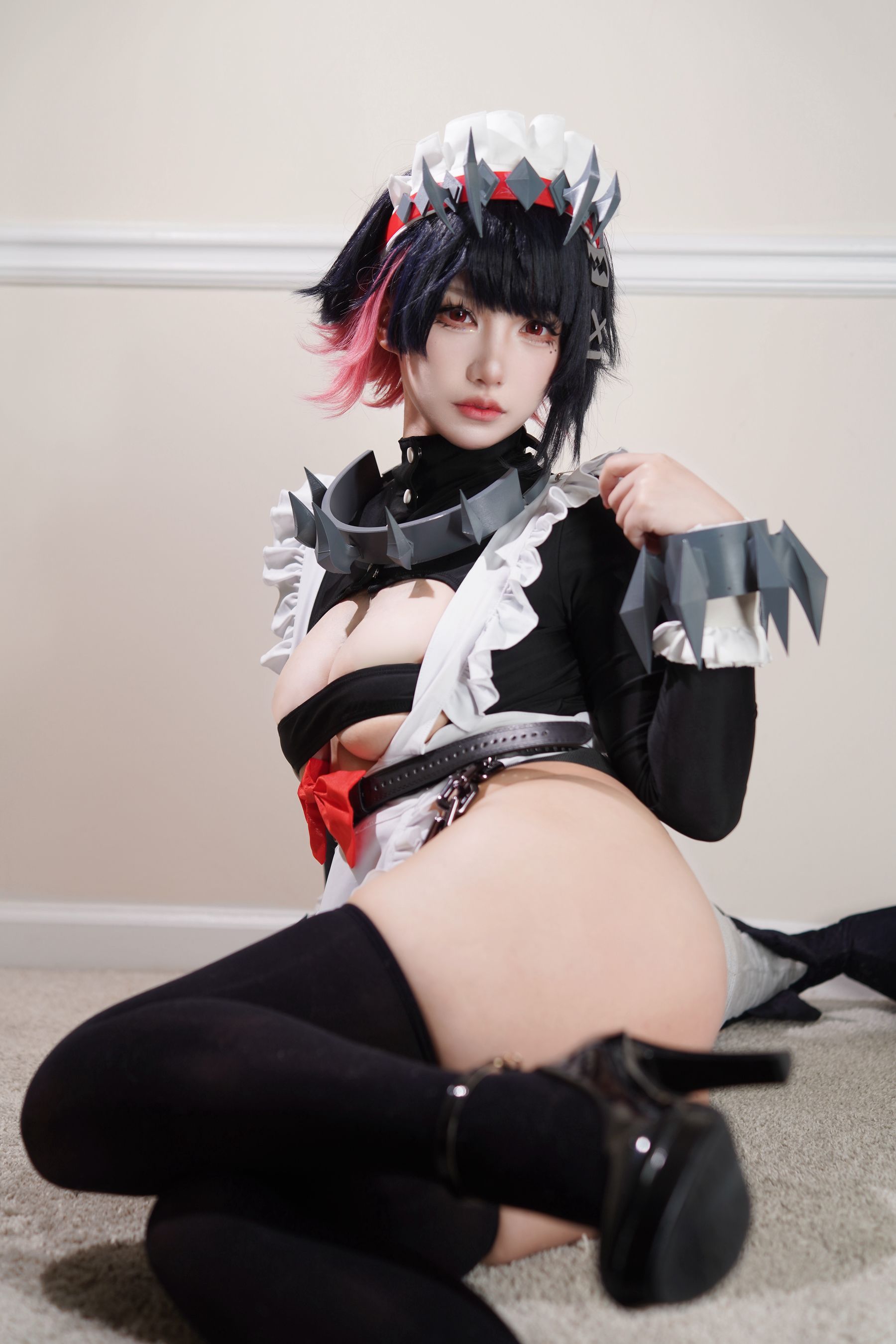 狐洛洛子 - 鲨鱼妹 女仆/(40P)