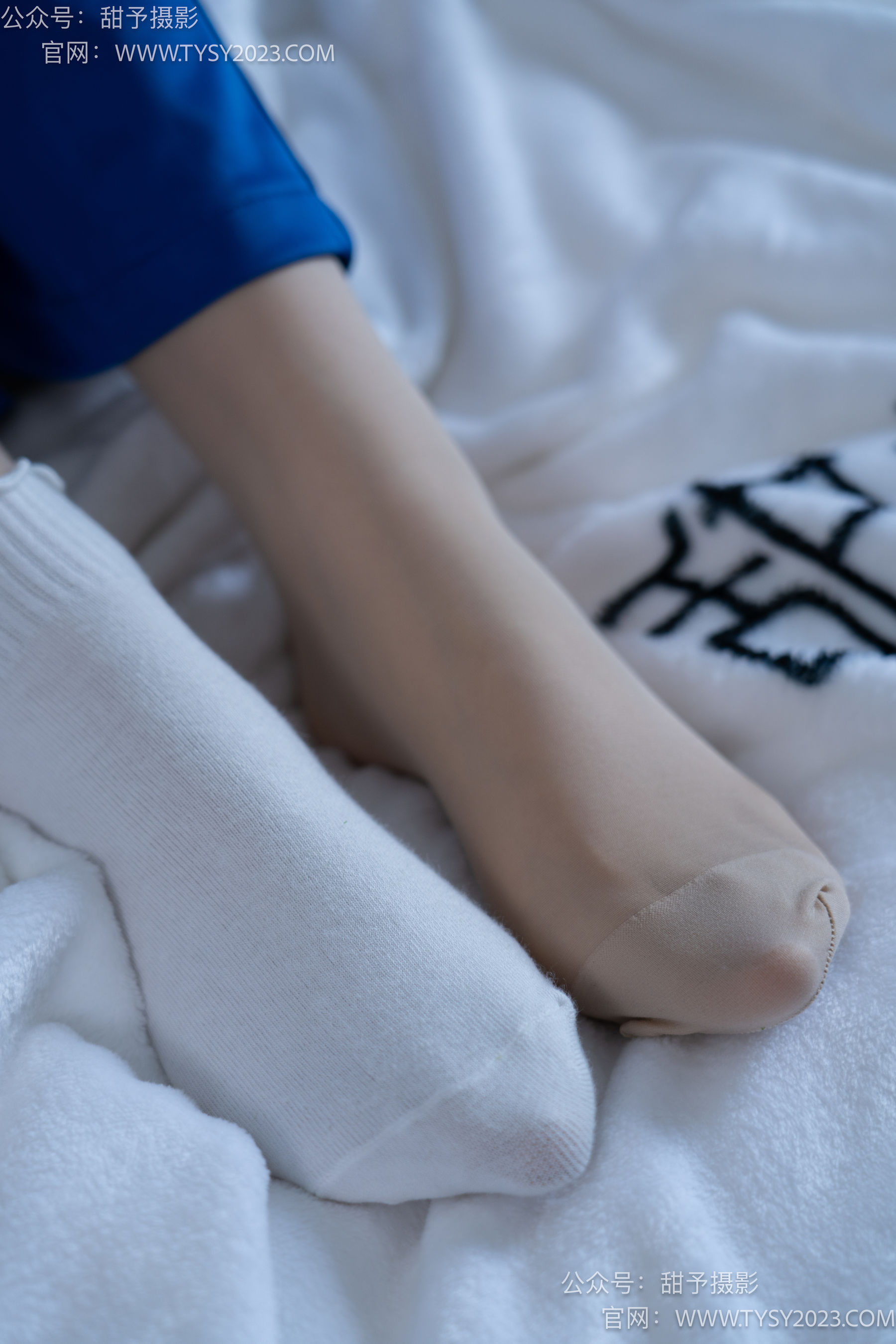 甜予摄影 No.098 璇璇 -校服、板鞋、白棉袜、肉丝（脚尖加固款）/(135P)