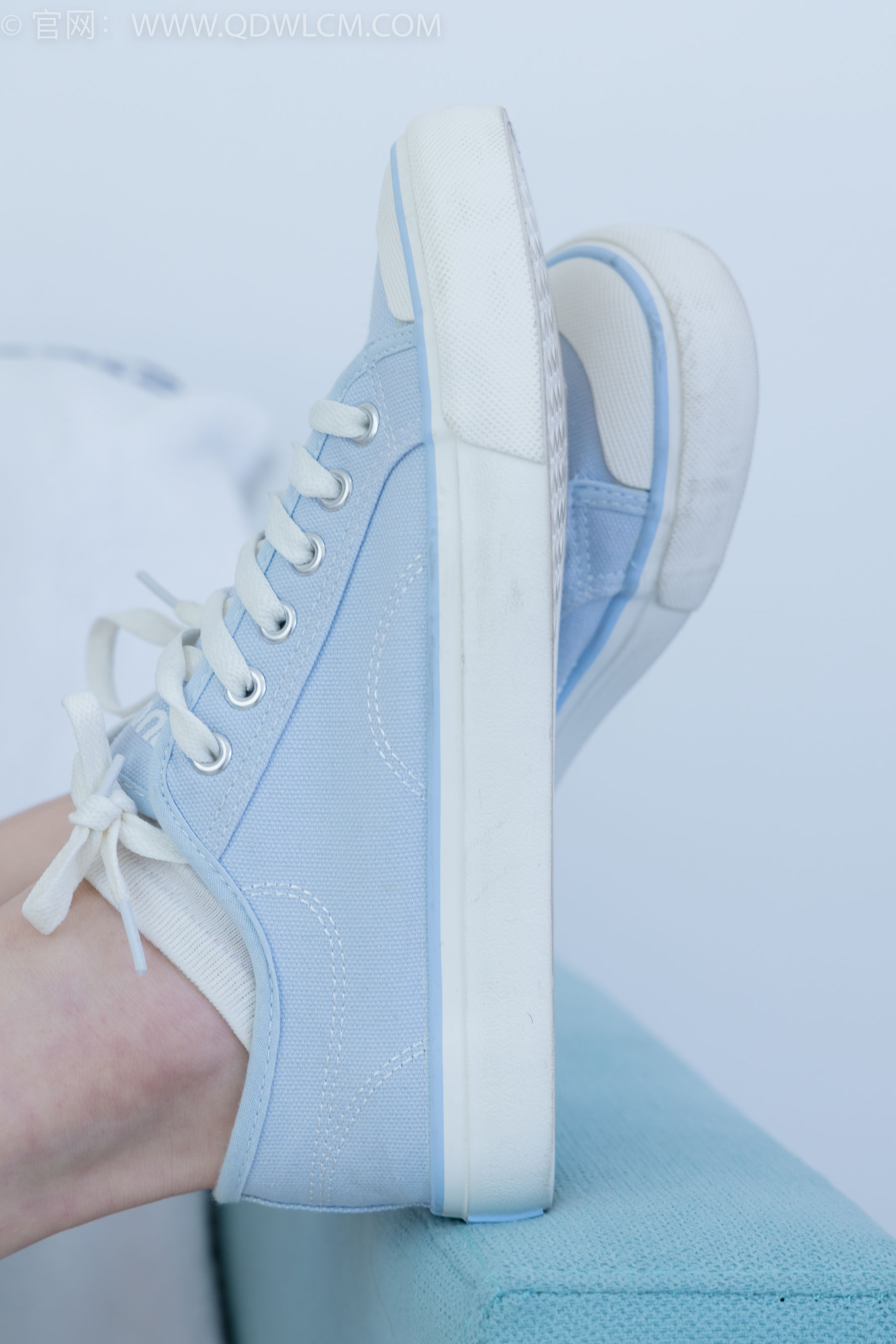 物恋传媒 No.2176 闪闪 -牵你的手/(180P)