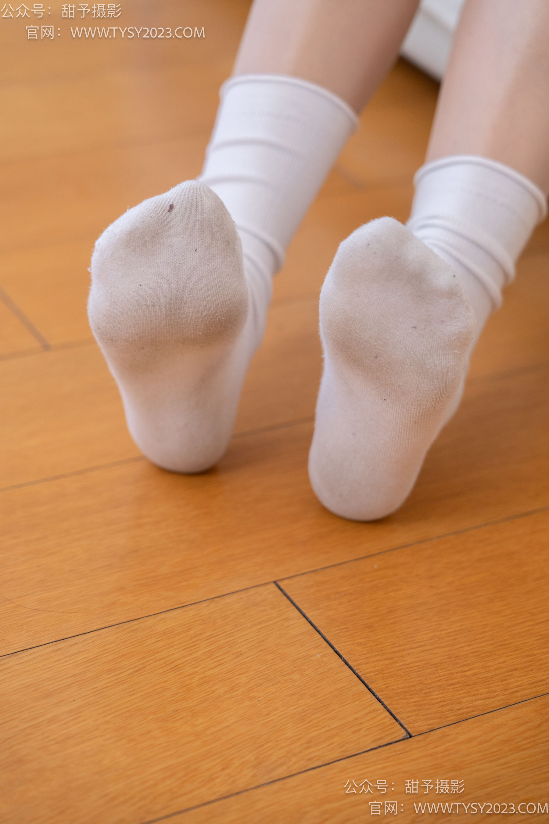 甜予摄影 No.096 澜澜 -板鞋、白棉袜、肉丝（脚尖加固款）/(130P)