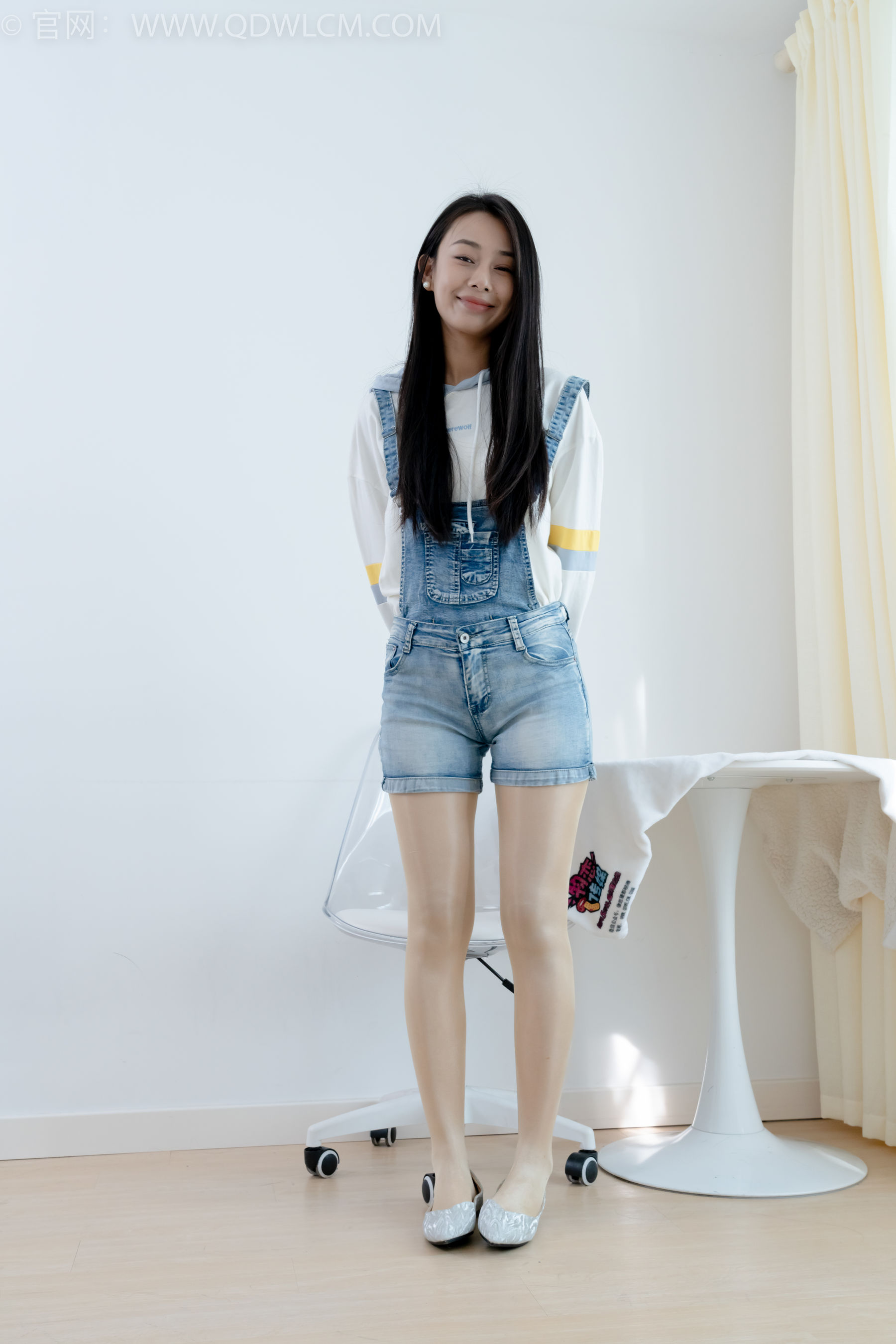 物恋传媒 No.2173 兰兰 -初秋的街头/(165P)