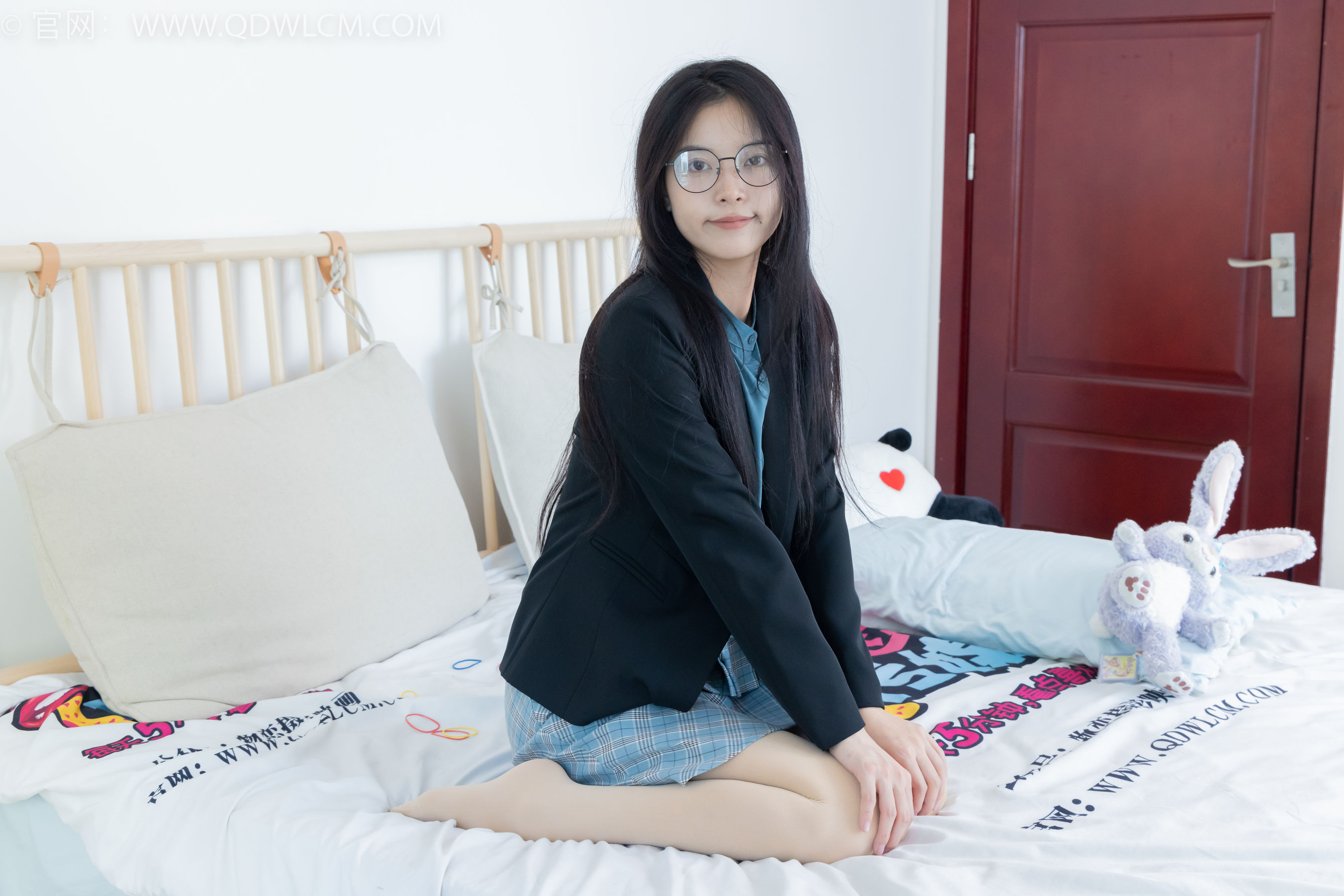 物恋传媒 No.2172 茯苓 -未尽的故事/(150P)