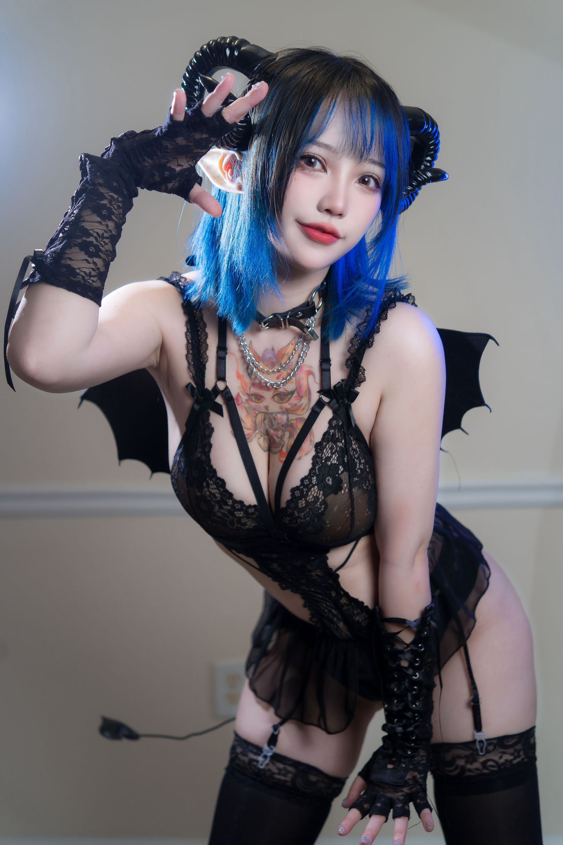 狐洛洛子 - 深蓝魅魔/(39P)