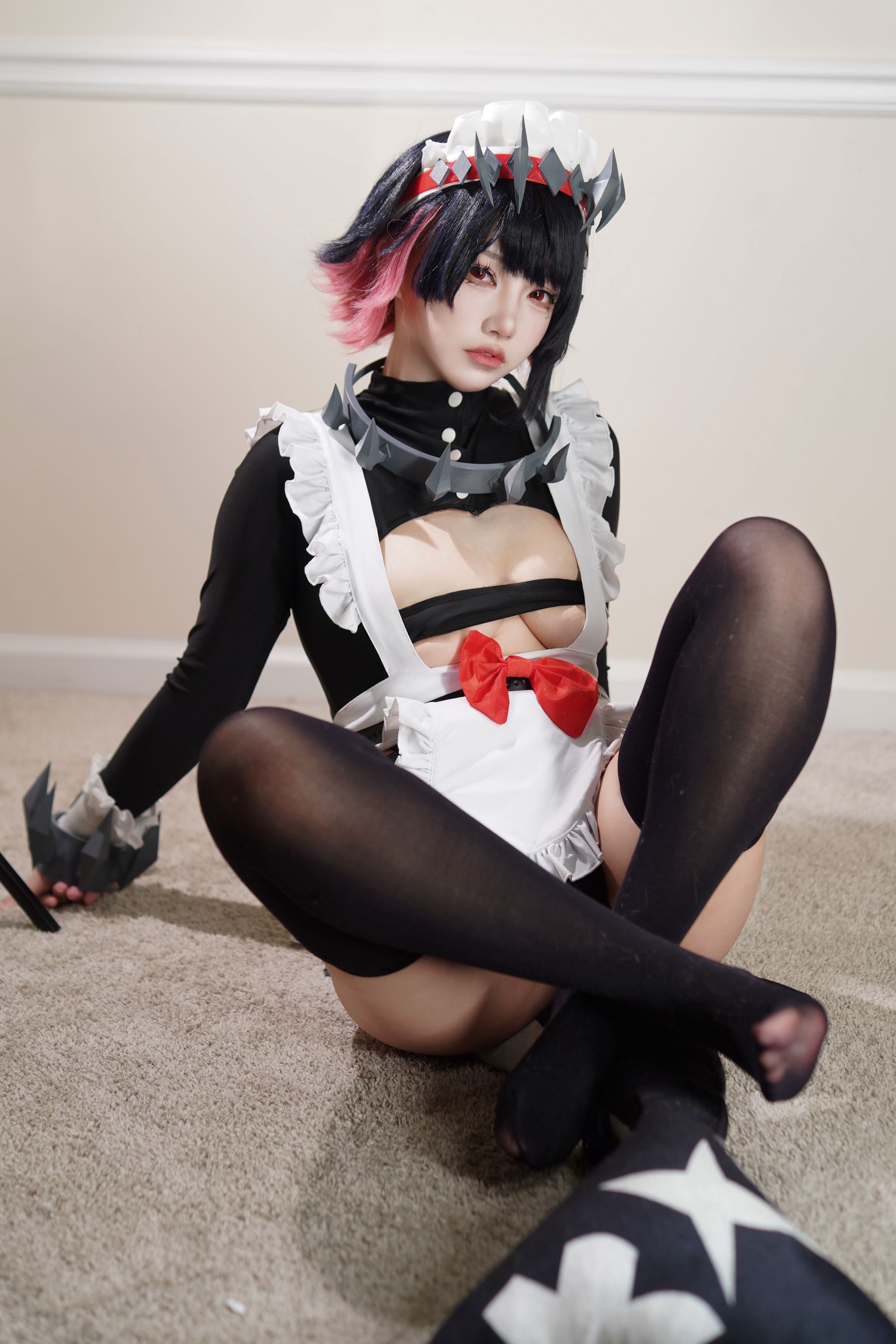 狐洛洛子 - 鲨鱼妹 女仆/(40P)