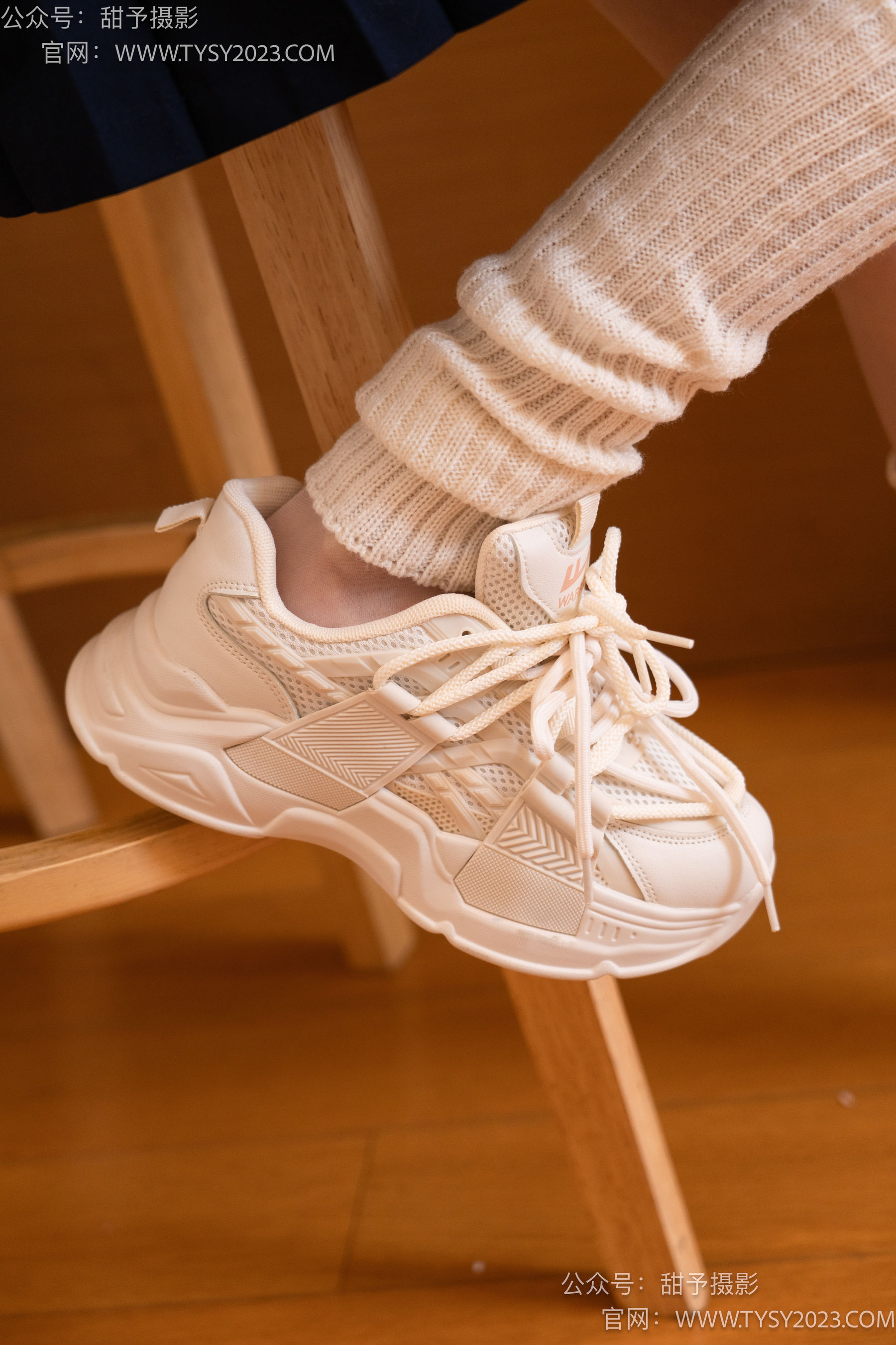 甜予摄影 No.097 齐齐 -运动鞋、薄白丝（脚尖加固款）/(125P)